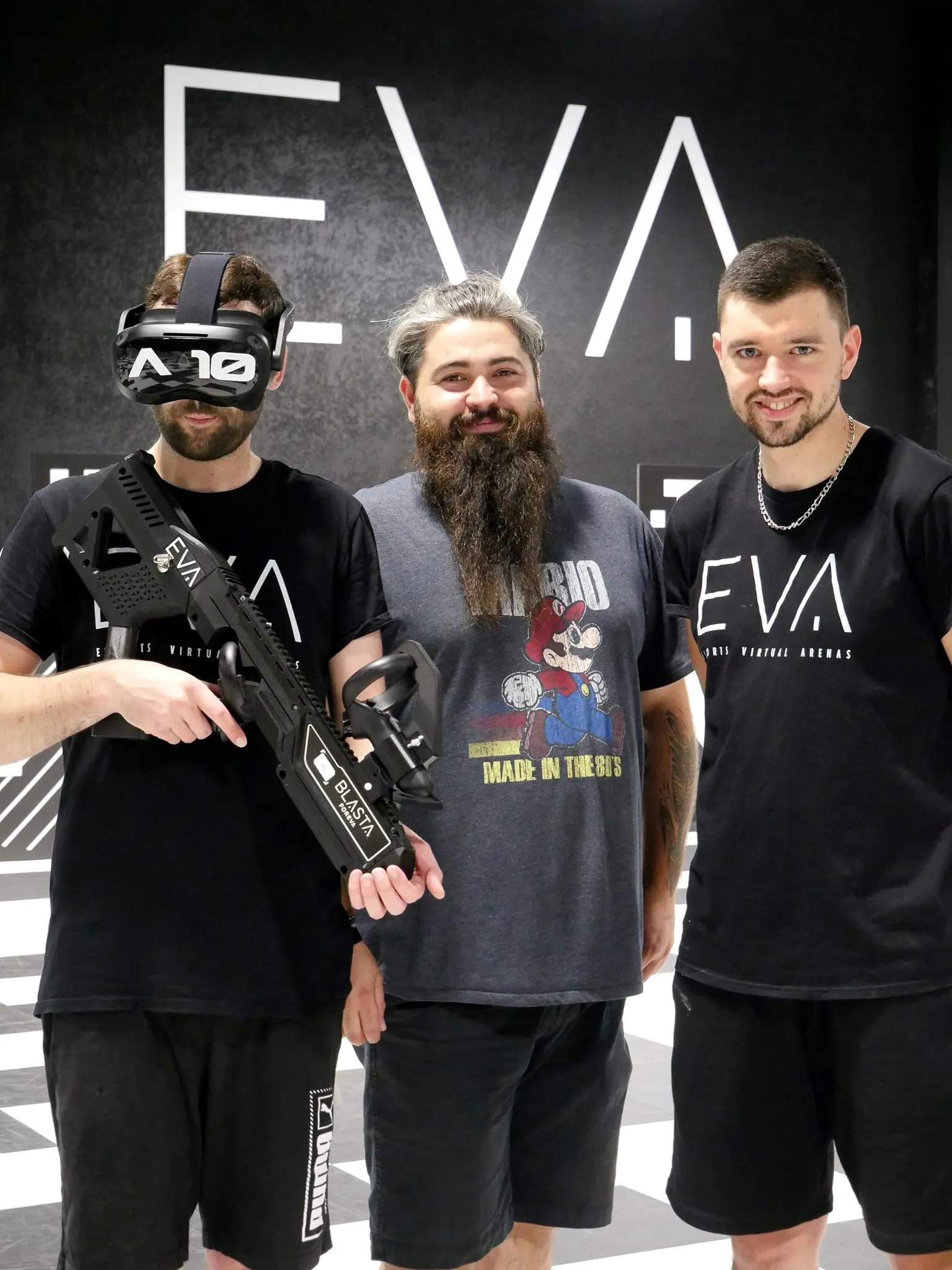 EVA DÉBARQUE À AMIENS