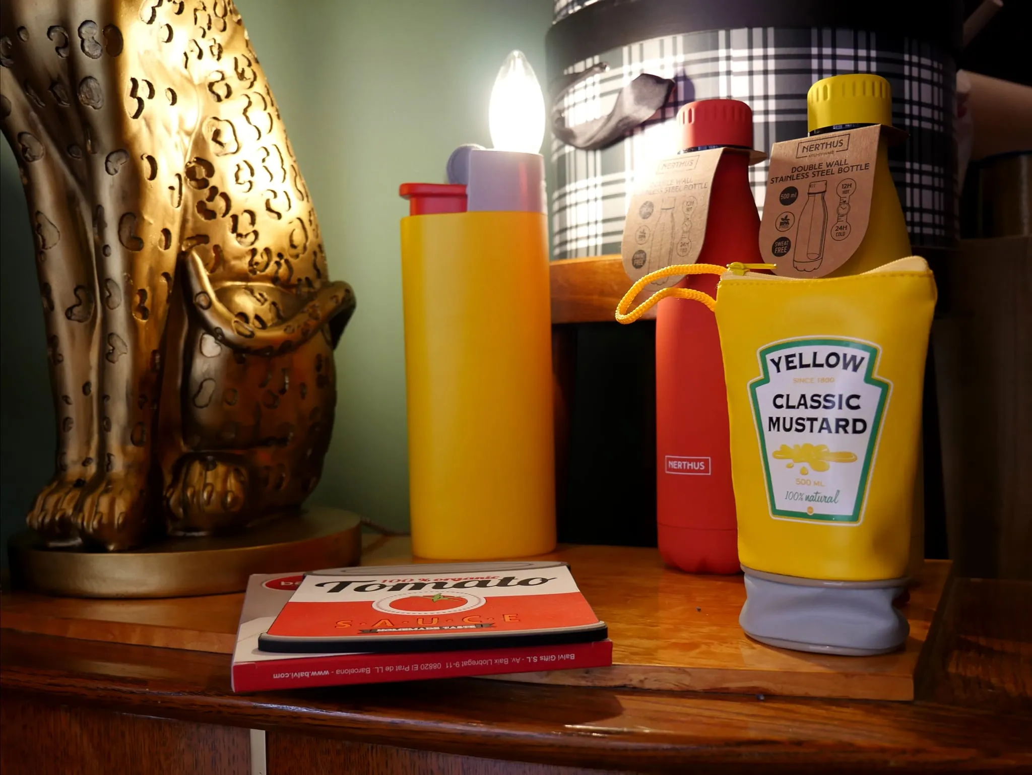 UNE CHARMANTE BOUTIQUE