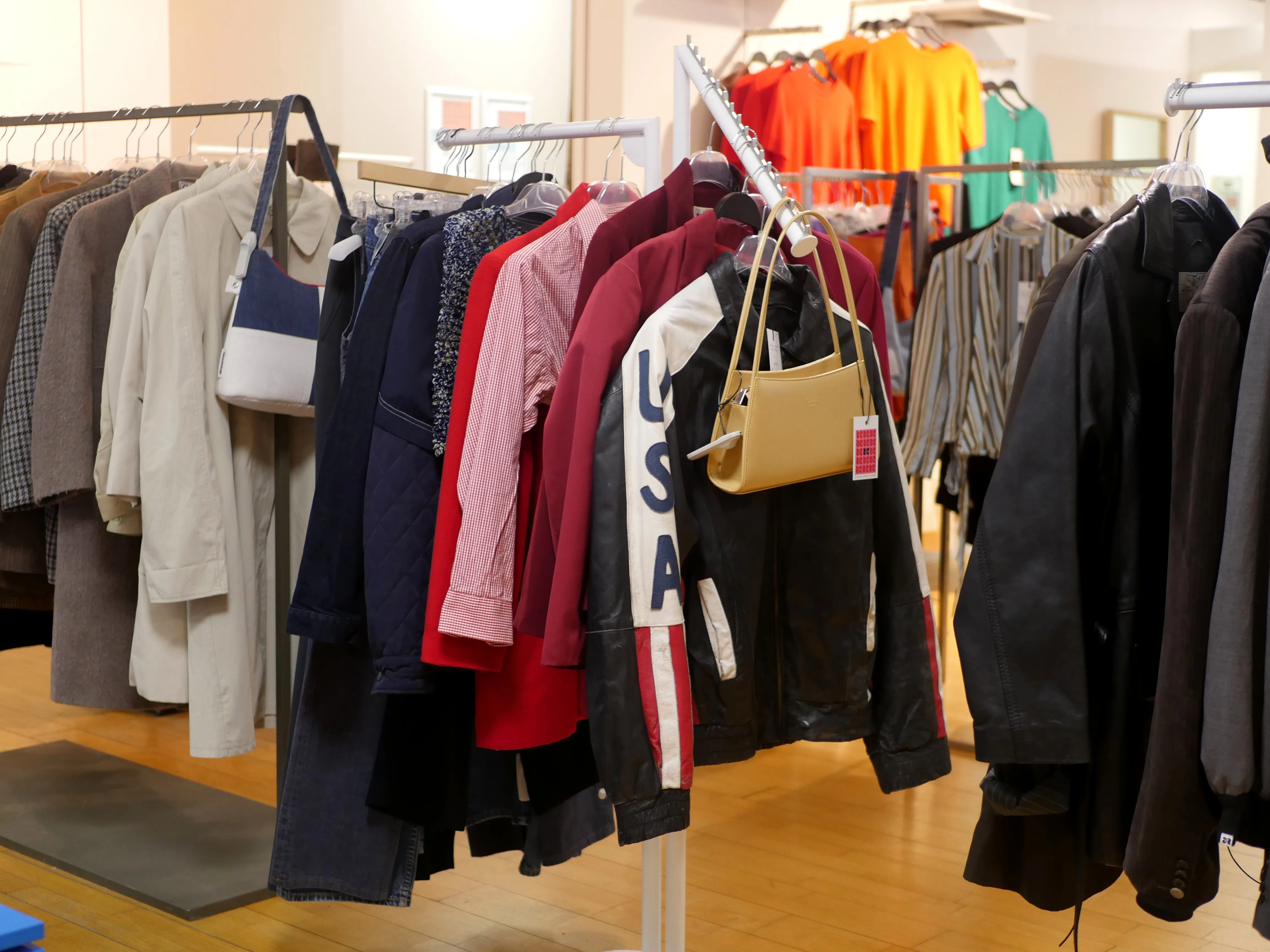 UNE MARQUE LOCALE D'UPCYCLING