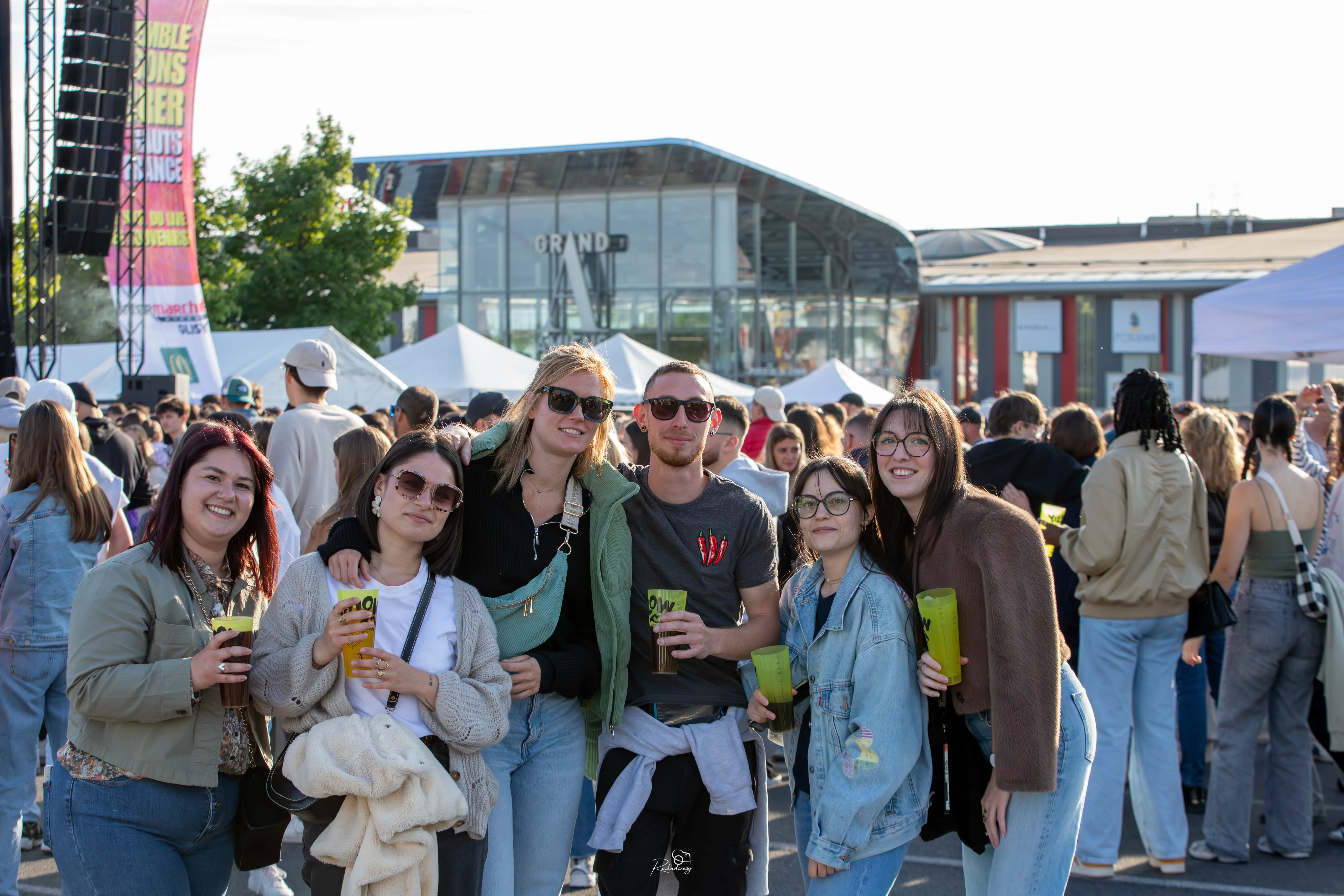 AMIENS A VU LA VIE EN JAUNE