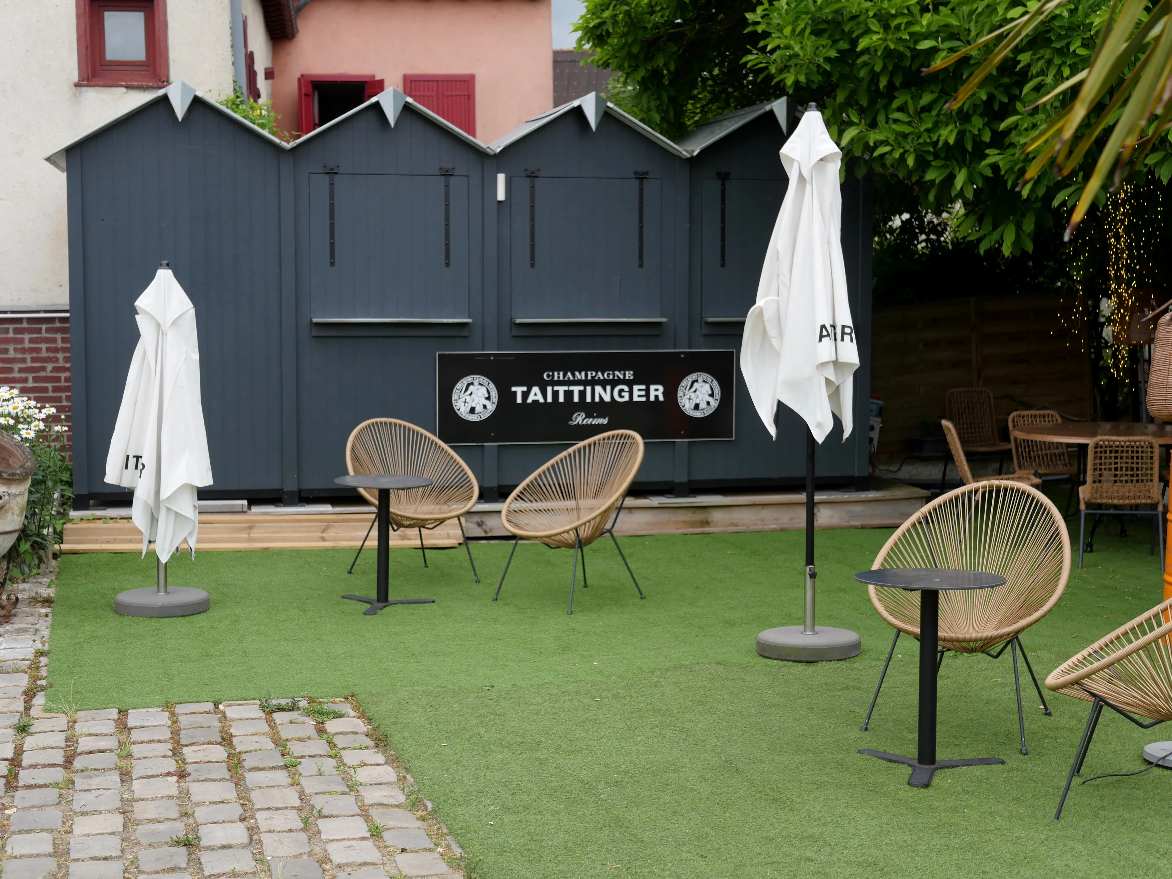 UNE VICTOIRE... PUIS L'HORREUR