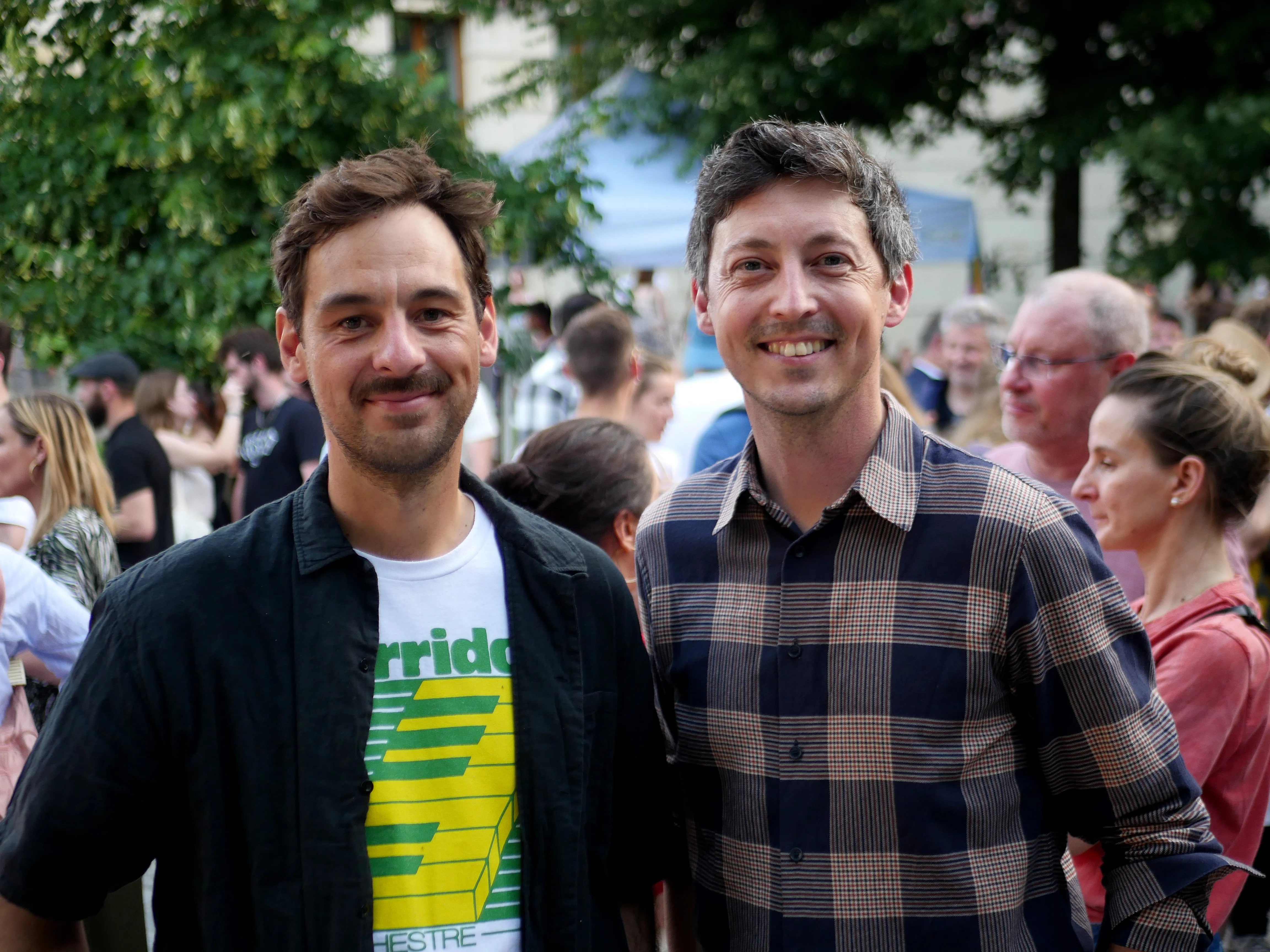 MINUIT MOINS LE QUART