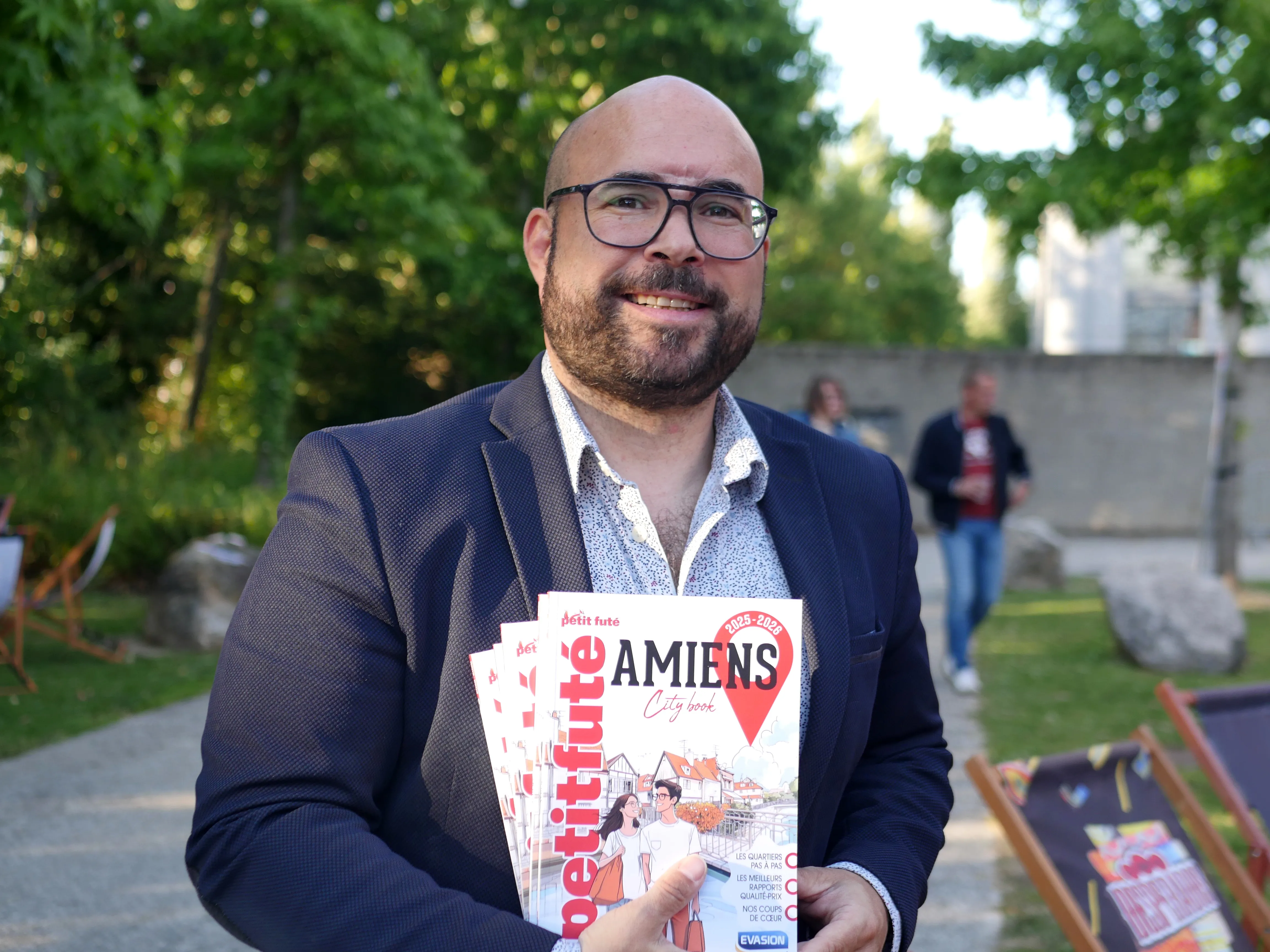 AMIENS A SON CITY BOOK