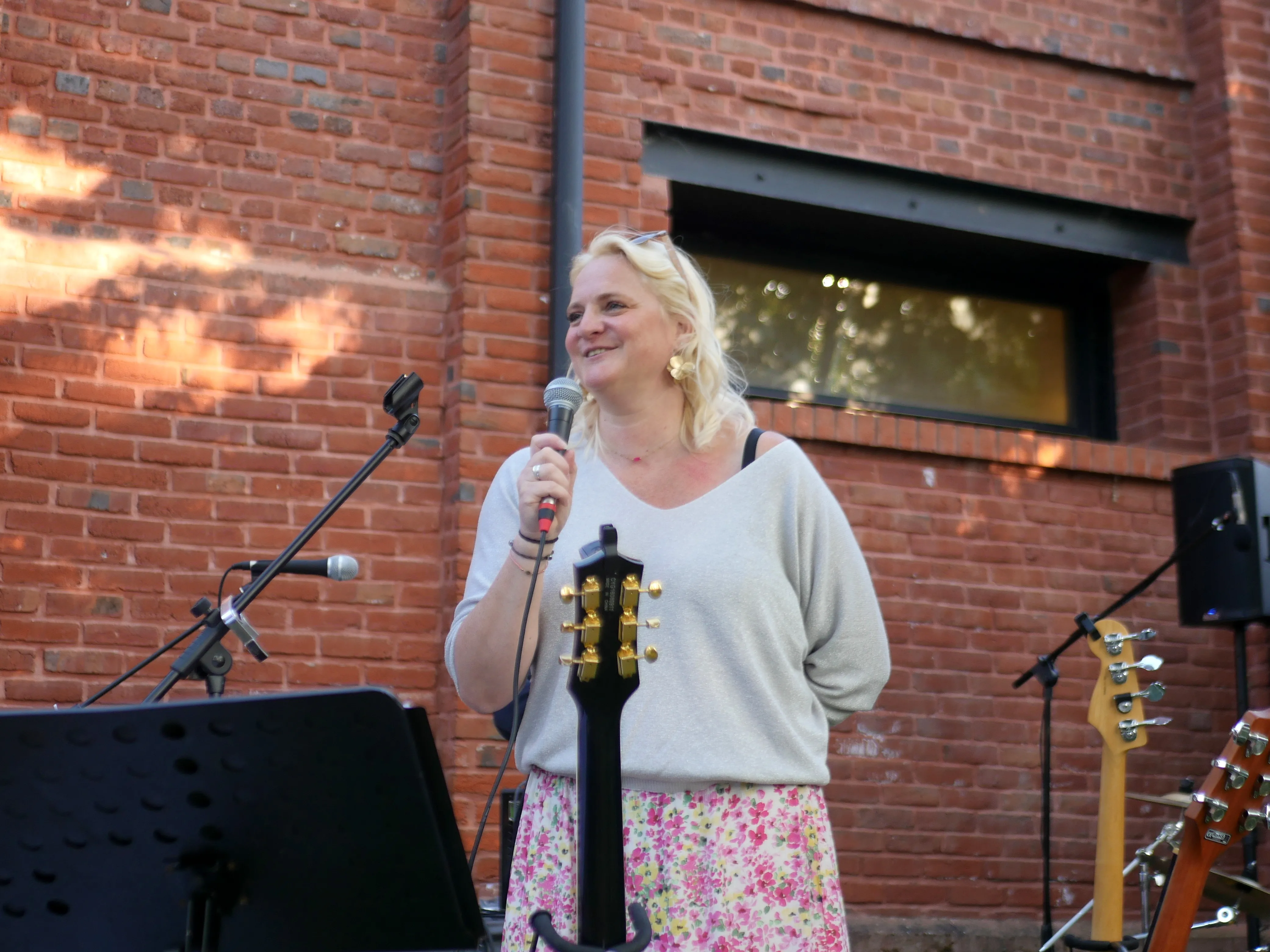 AMIENS A SON CITY BOOK