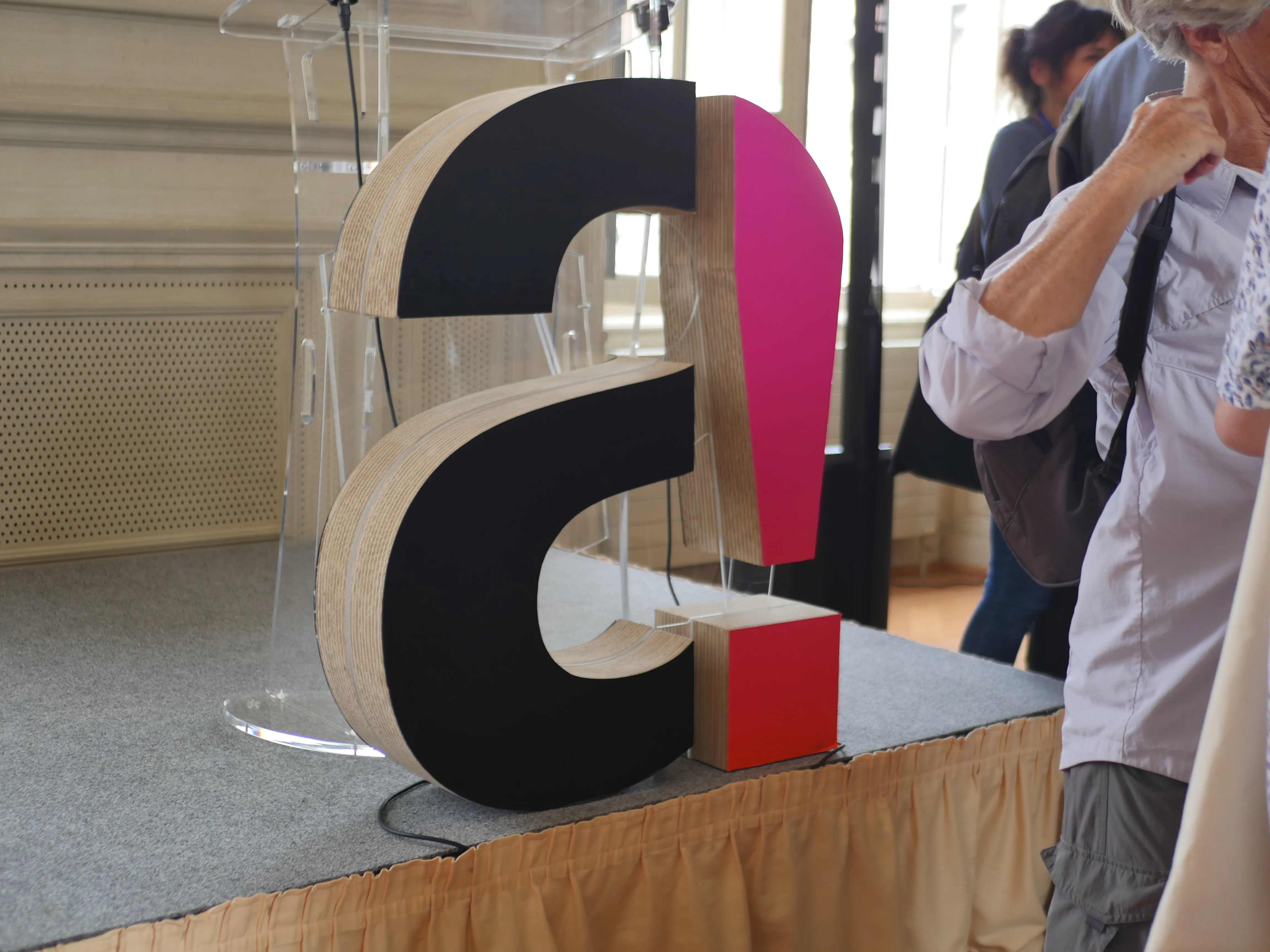 DÉCOUVREZ AMIENS ENTRE AMIS