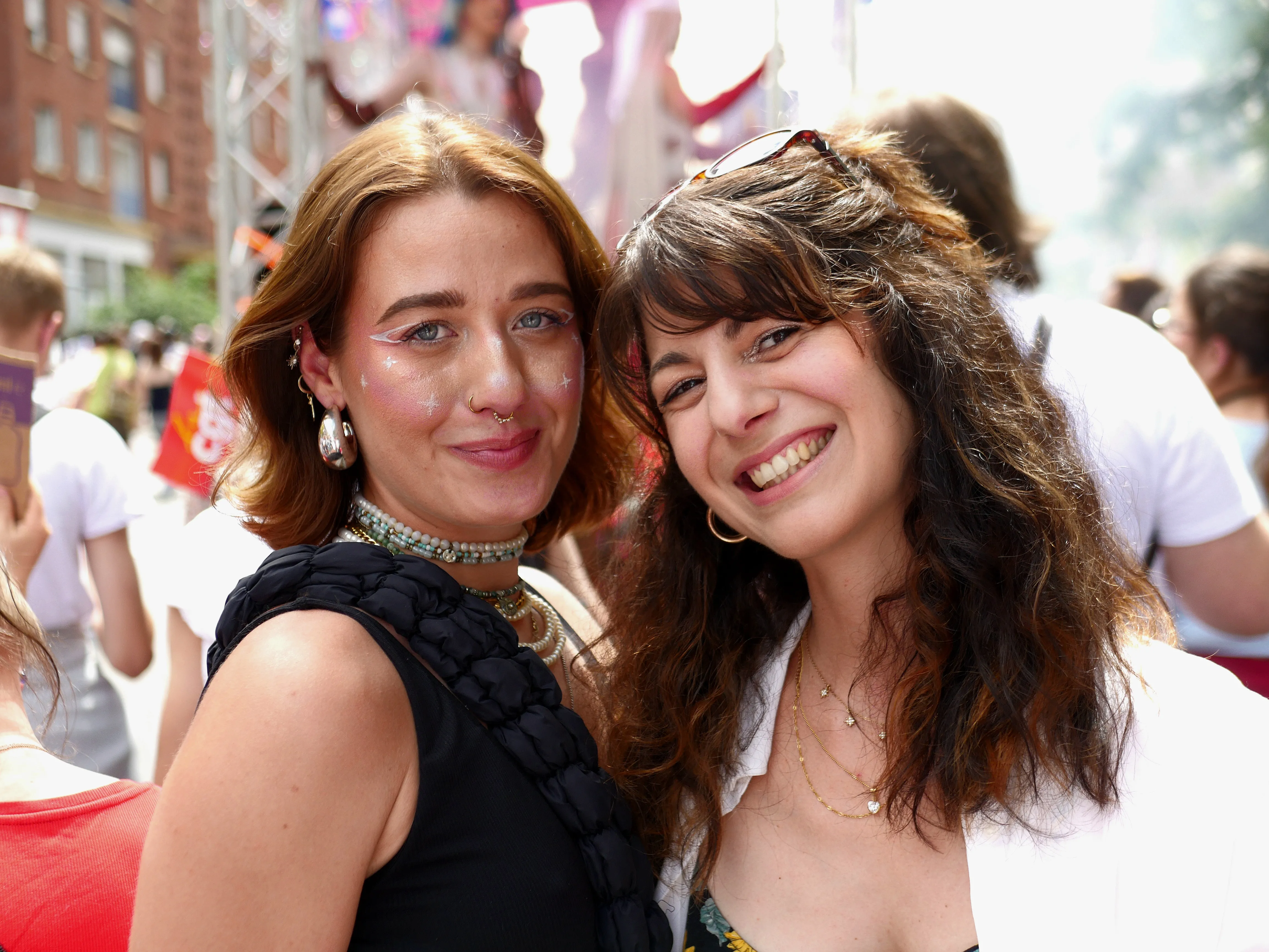 UNE GRANDE MARCHE ARC-EN-CIEL