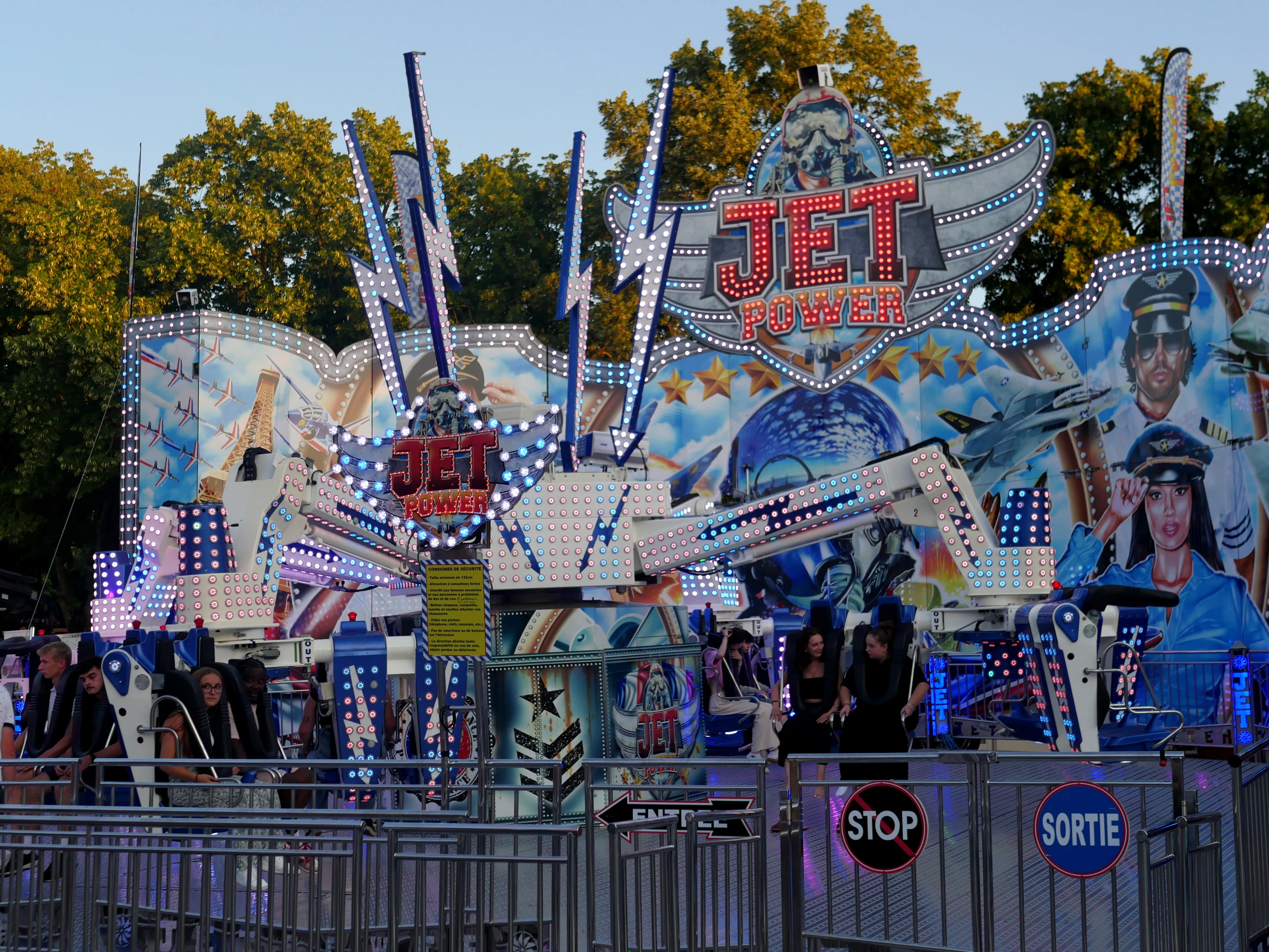 ATTRAPEZ LE POMPOOON