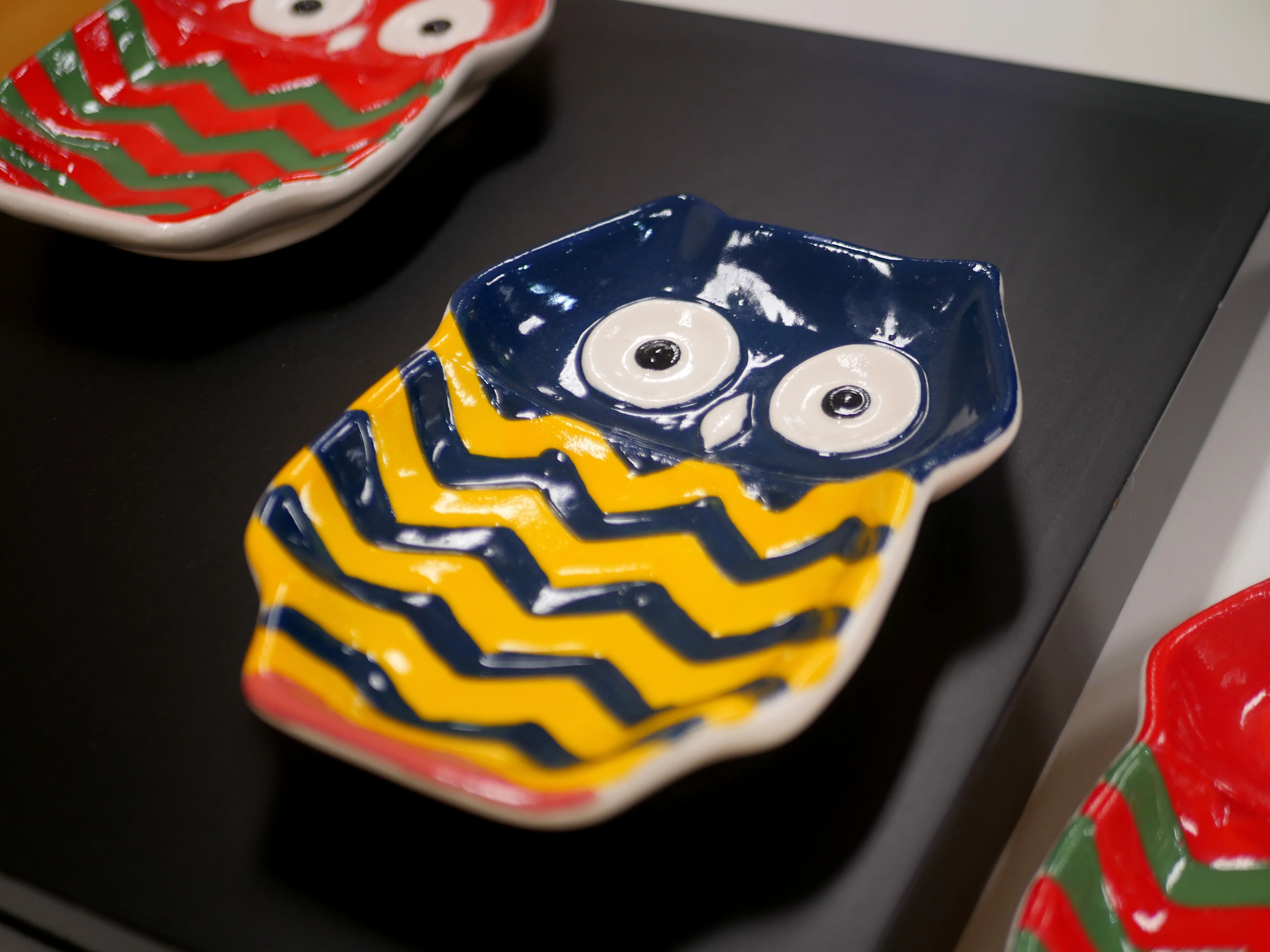 ATHEZZA ARRIVE AUX GALERIES