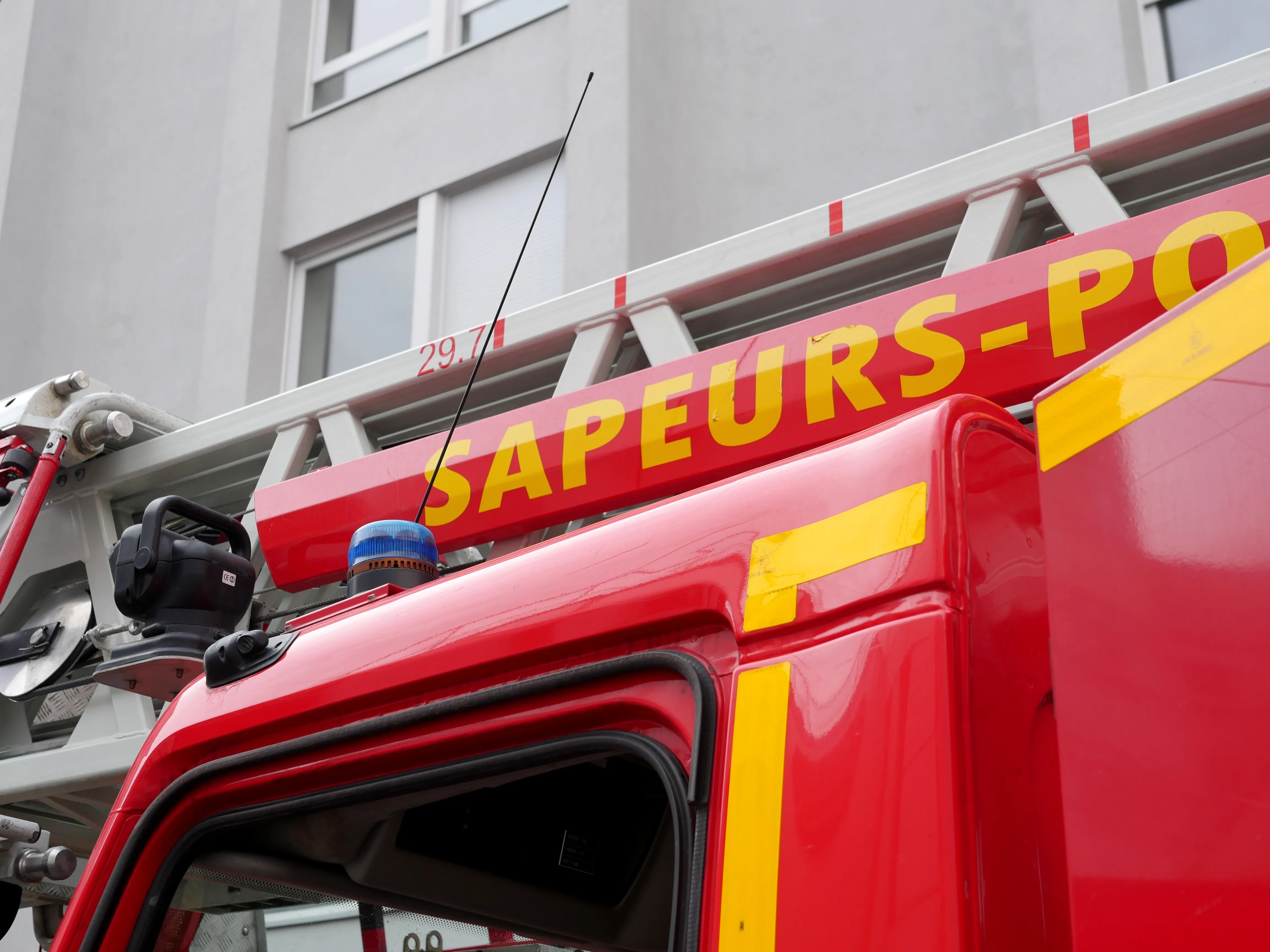 DES HÉROS POUR LES ENFANTS