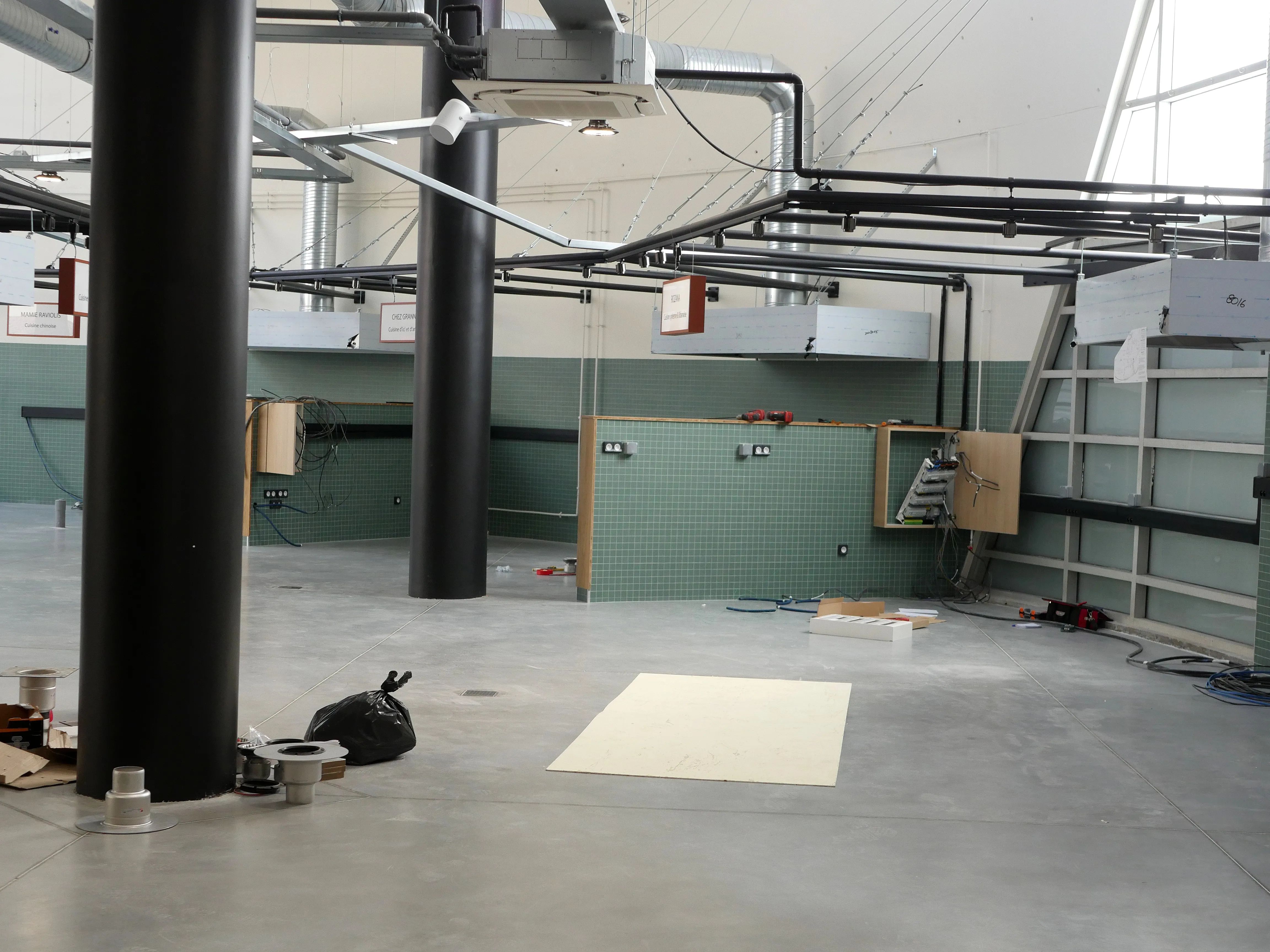 LES NOUVELLES HALLES D'AMIENS