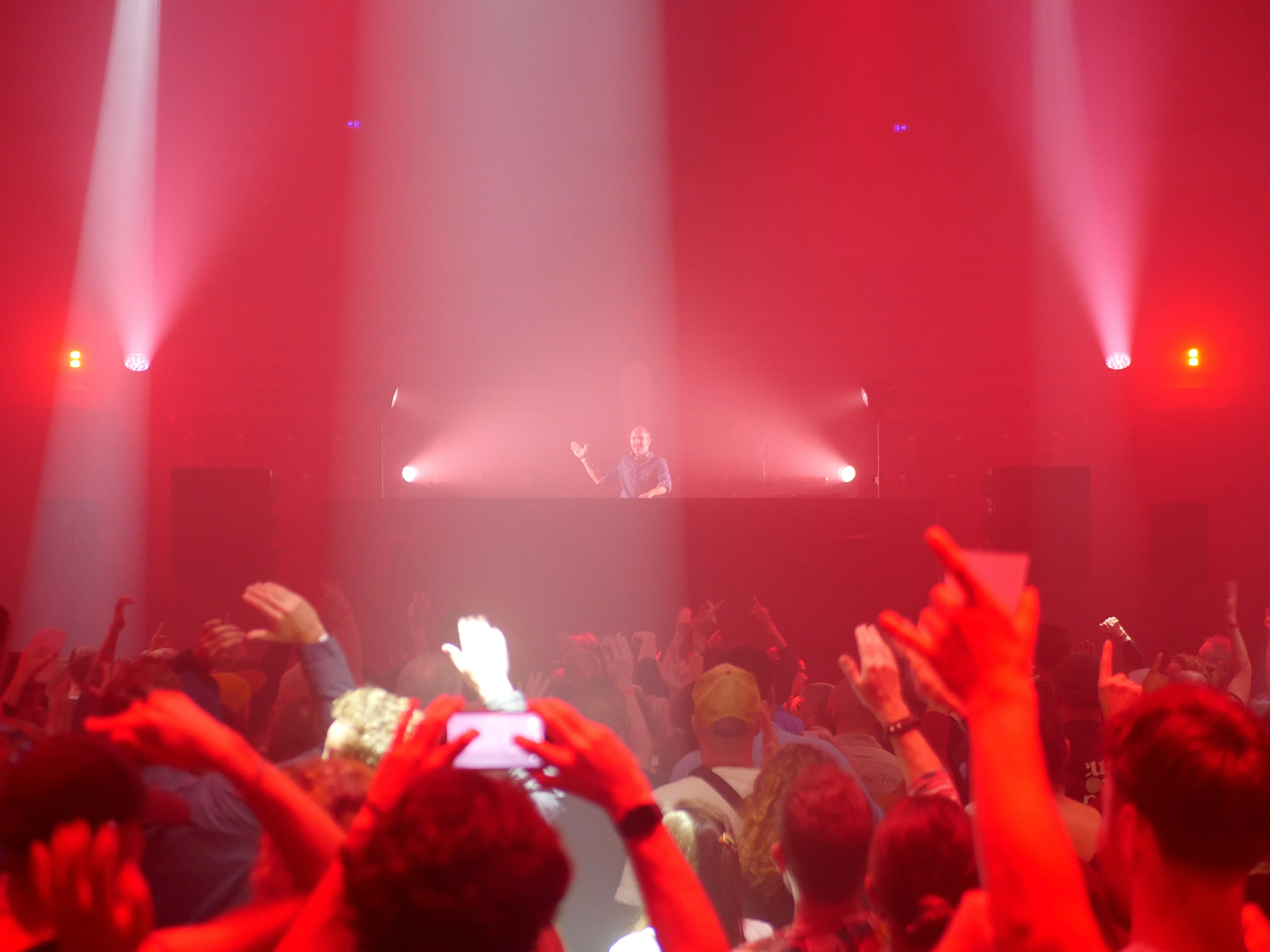 LA PISTE DU CIRQUE EN ÉBULLITION