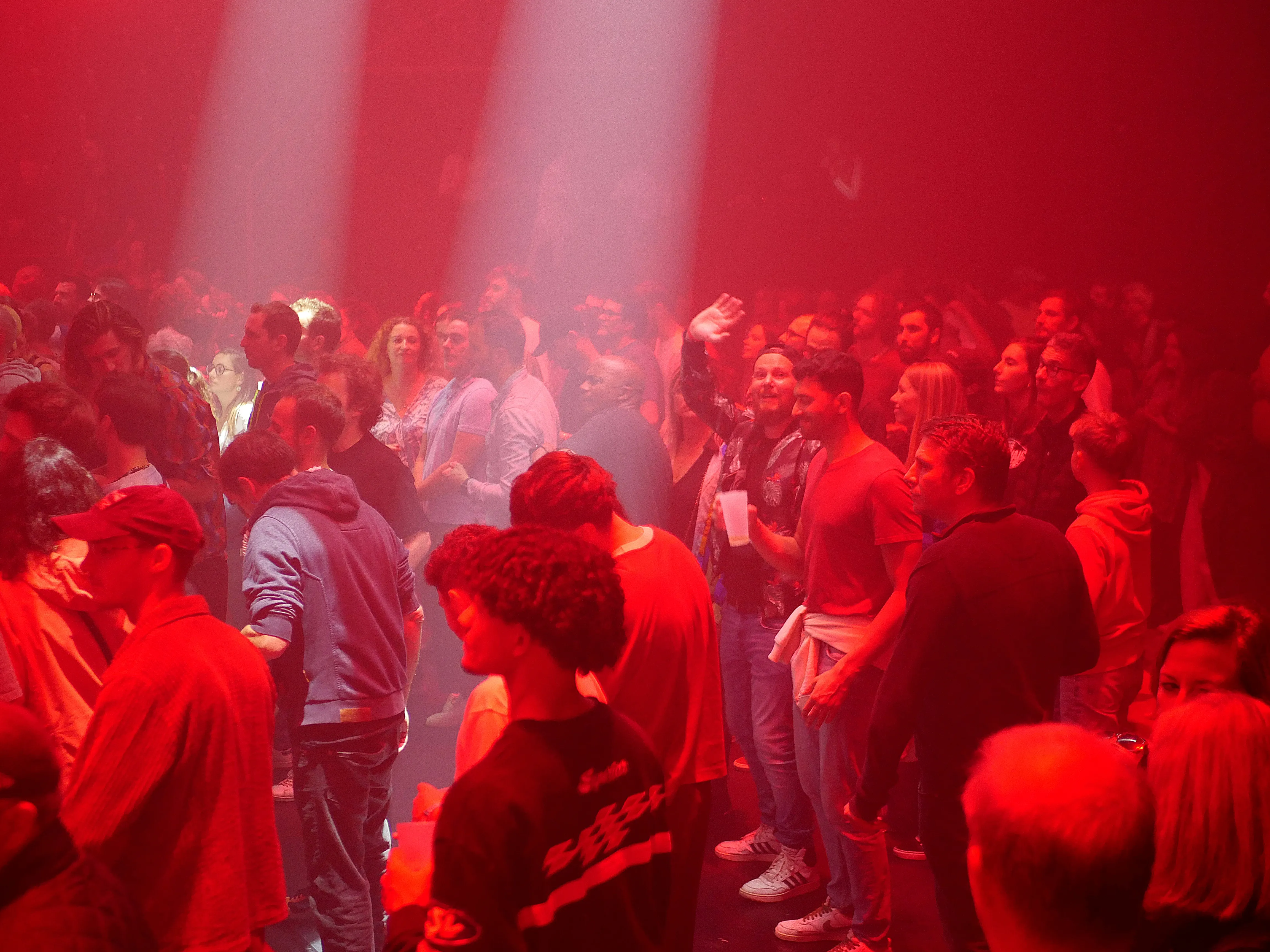 LA PISTE DU CIRQUE EN ÉBULLITION