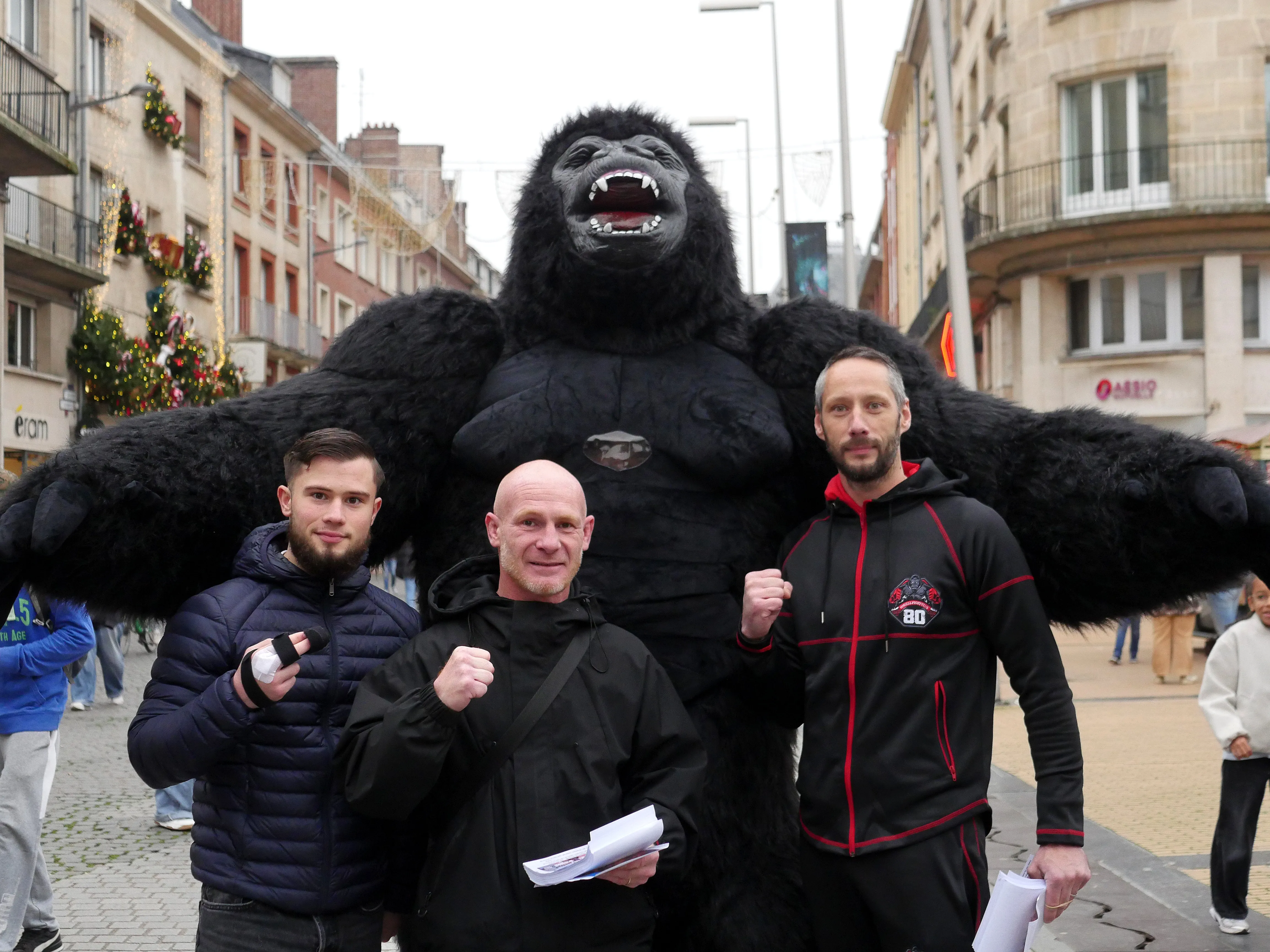 UN GORILLE À GAMBETTA