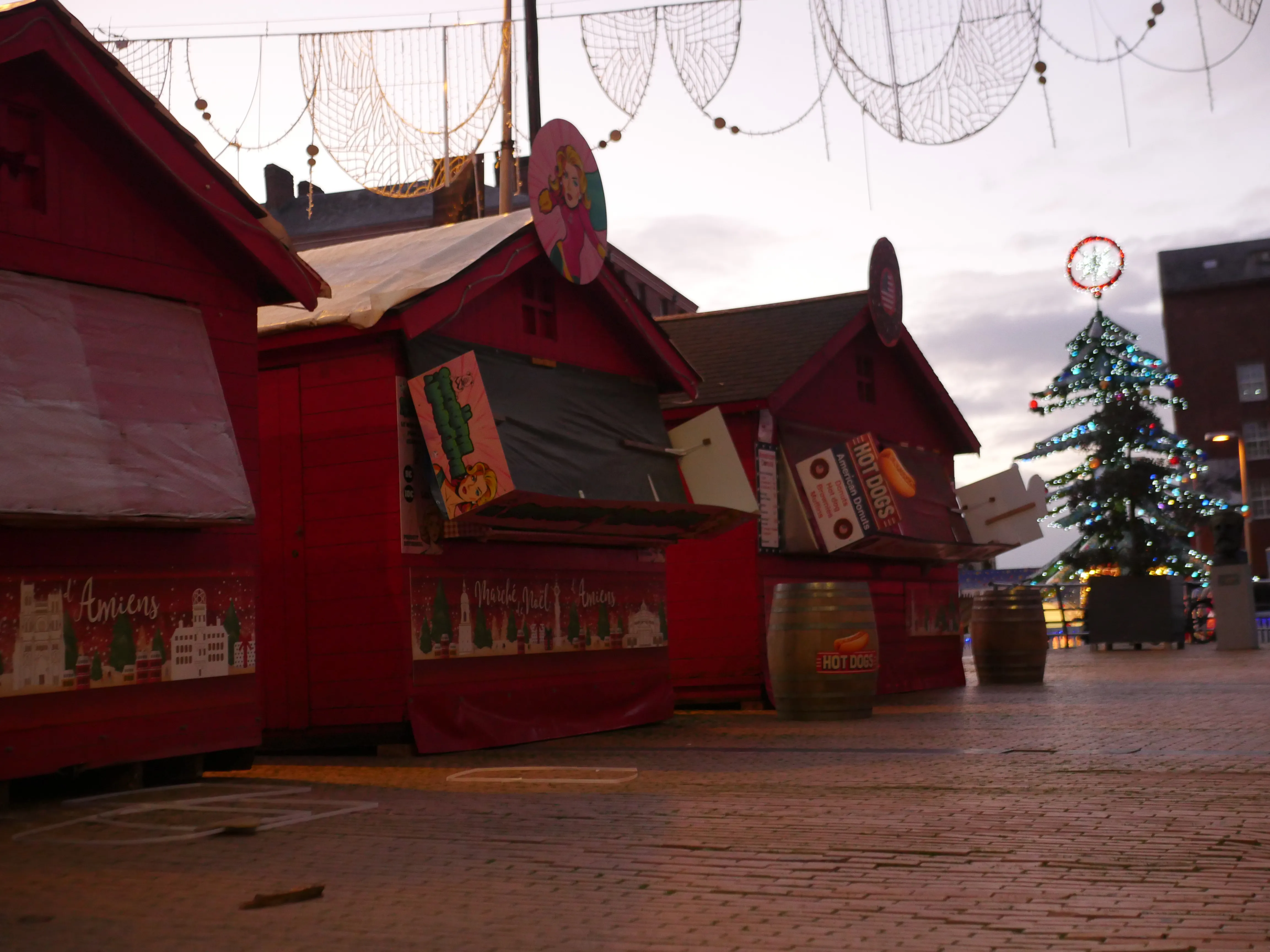 LES CHALETS S’INSTALLENT