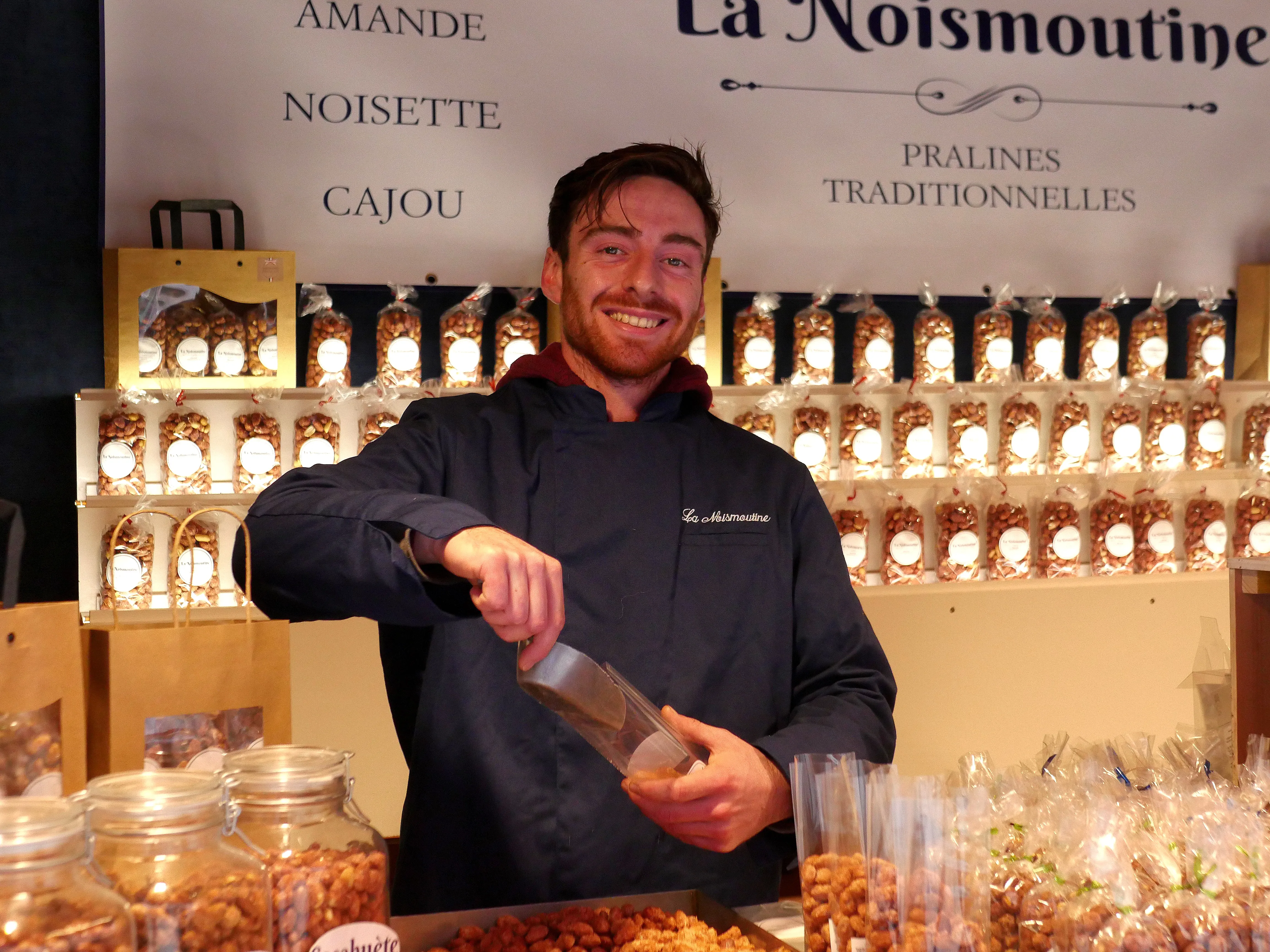 LE MARCHÉ DE NOËL EST OUVERT