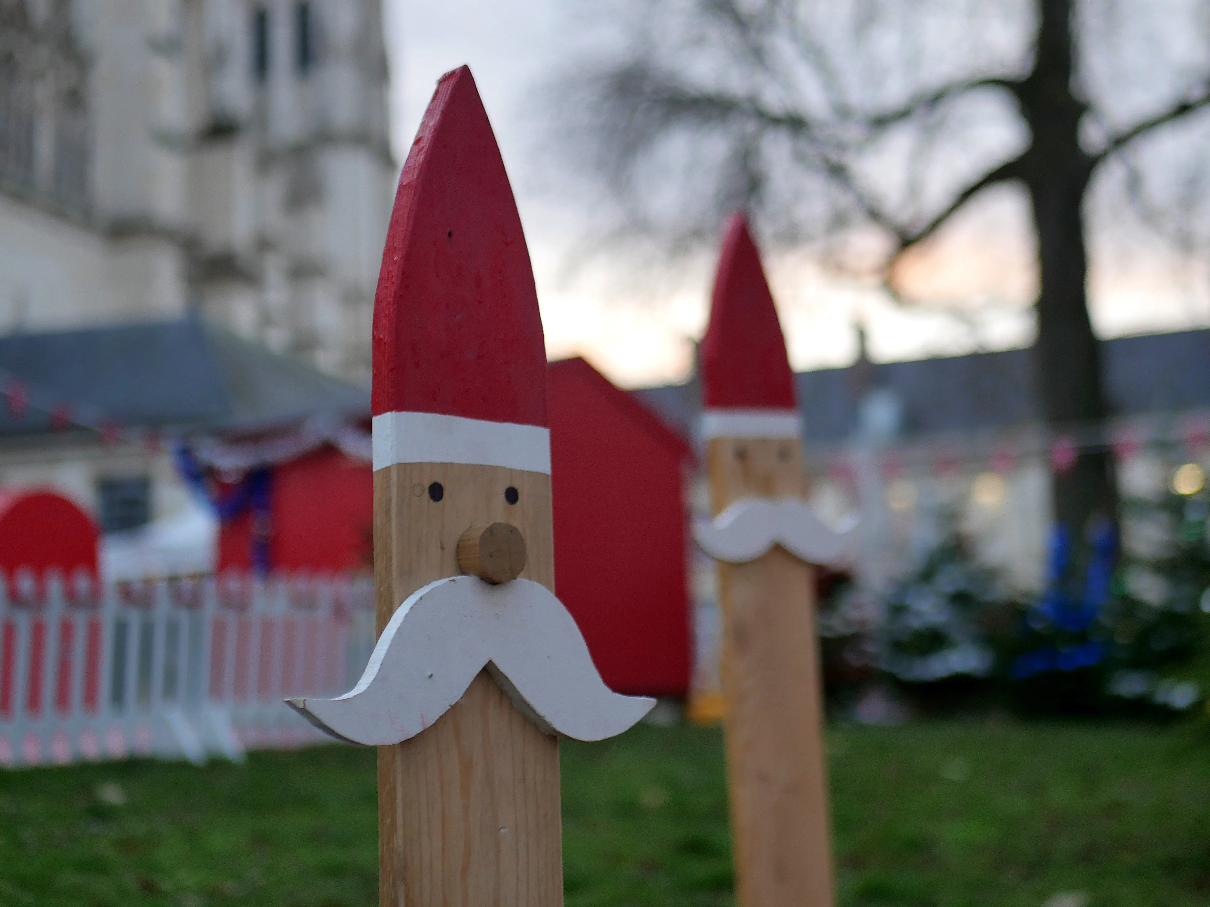 LE VILLAGE DE NOËL SOLIDAIRE