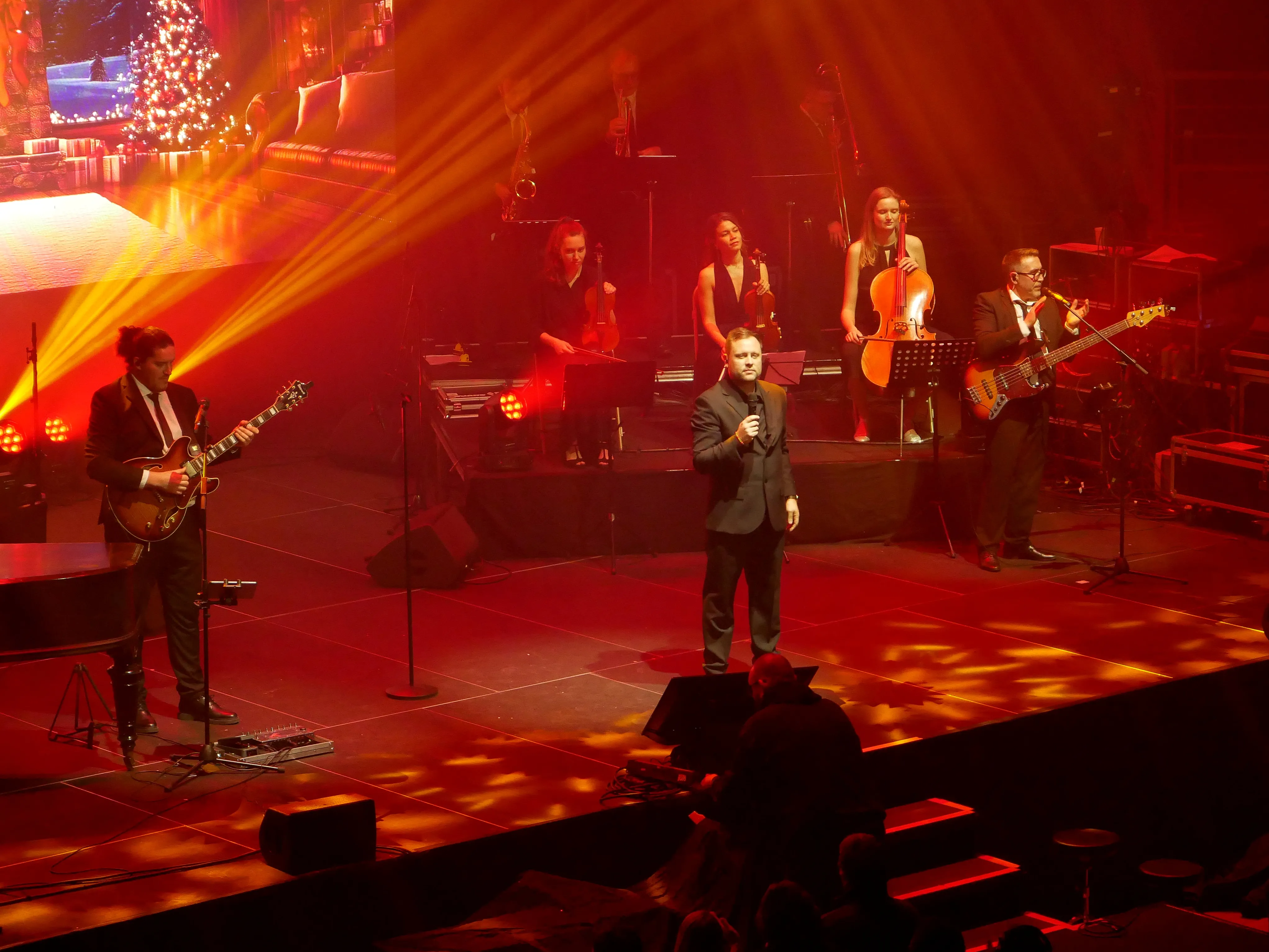 UN SHOW DE NOËL INCROYABLE