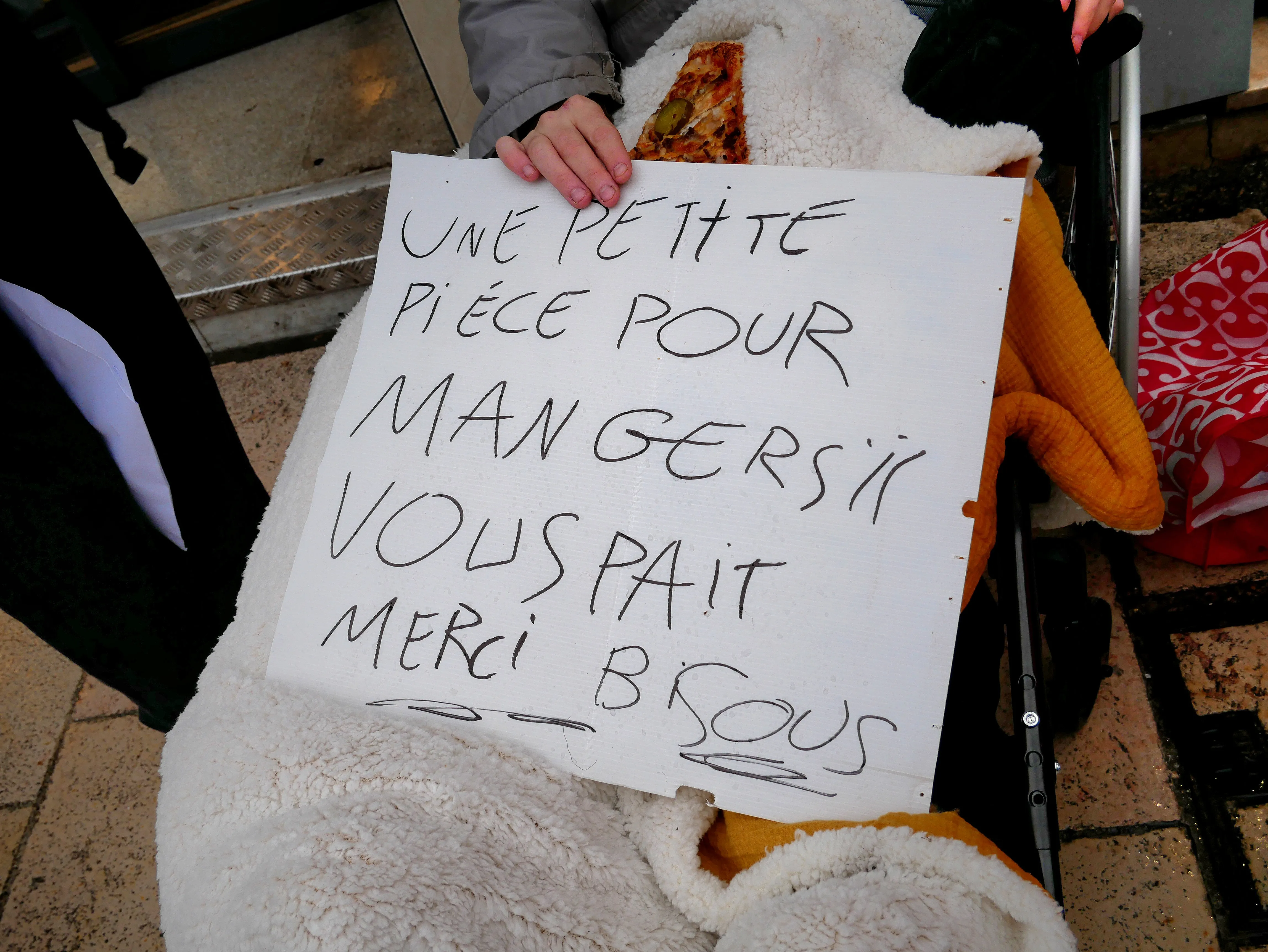 UNE CARTE POUR AIDER LES SANS-ABRIS