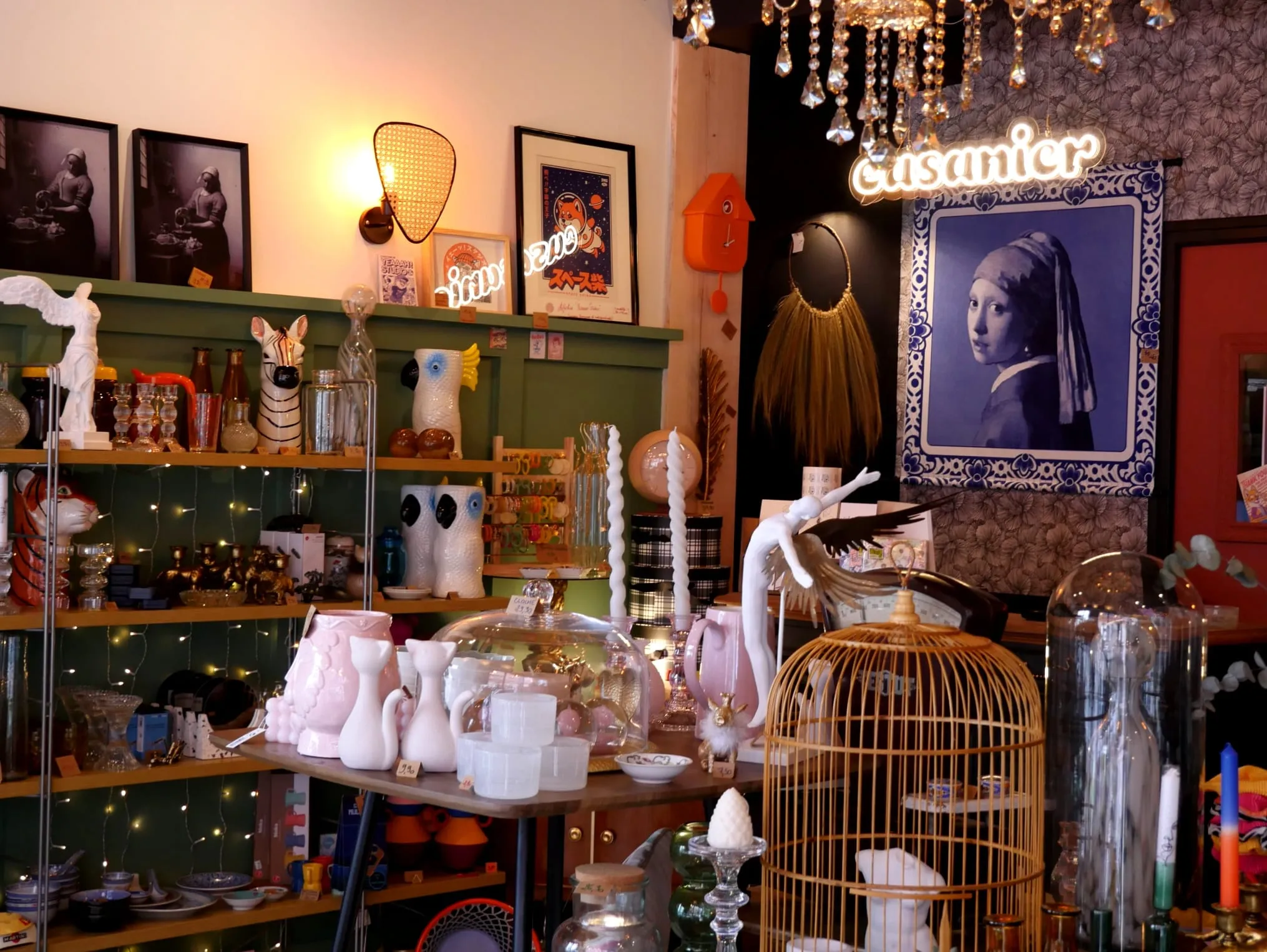 UNE CHARMANTE BOUTIQUE