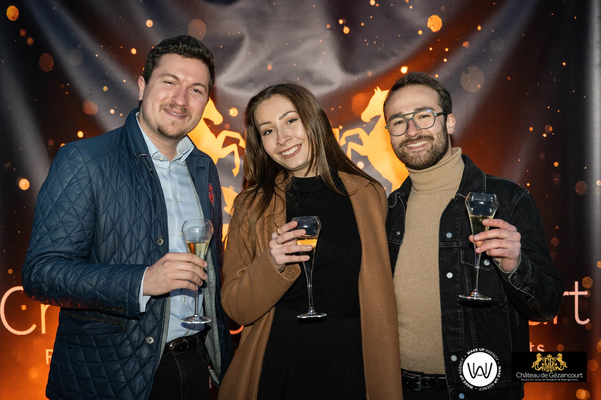 UNE INAUGURATION ROYALE