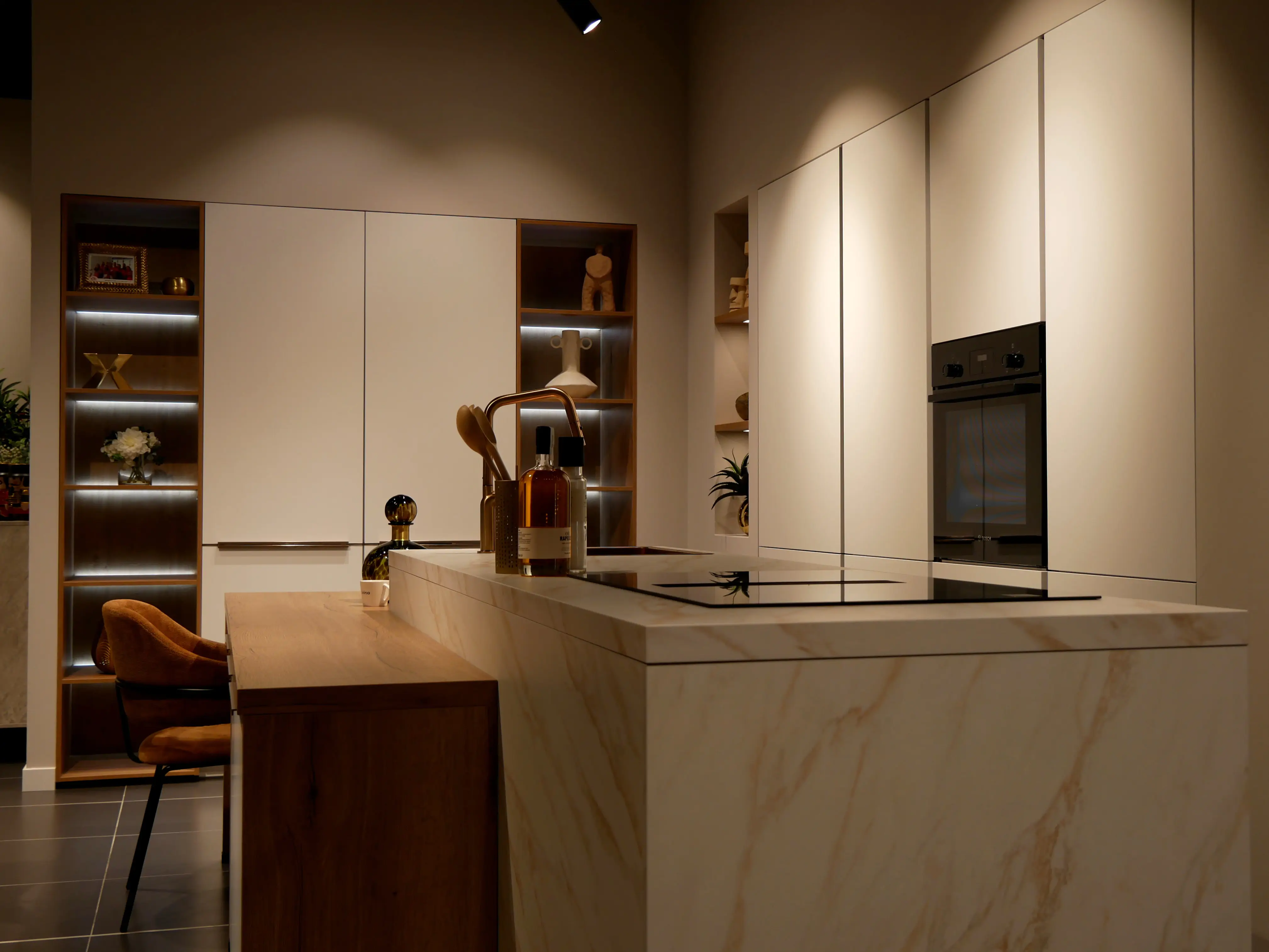 IXINA VOIT PLUS GRAND À AMIENS