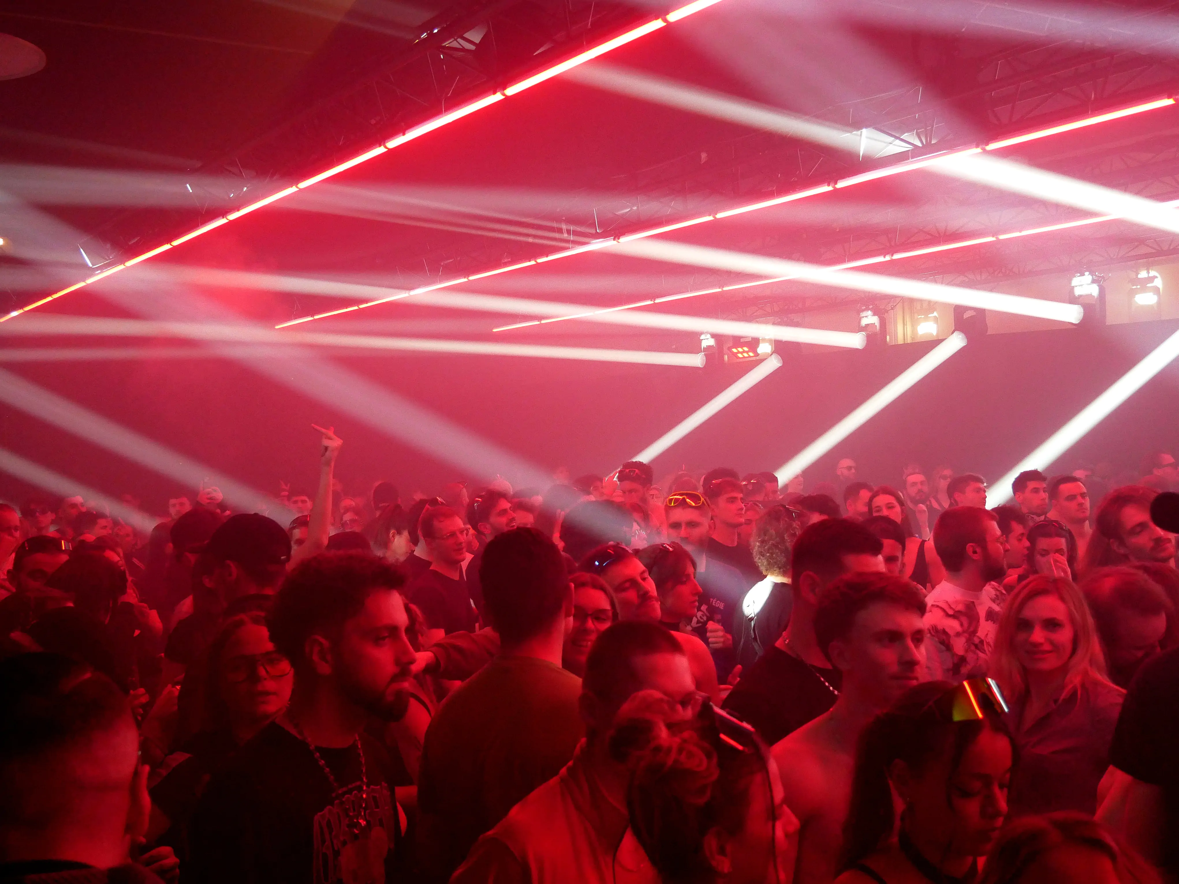 UNE NUIT SOUS HAUTE FRÉQUENCE