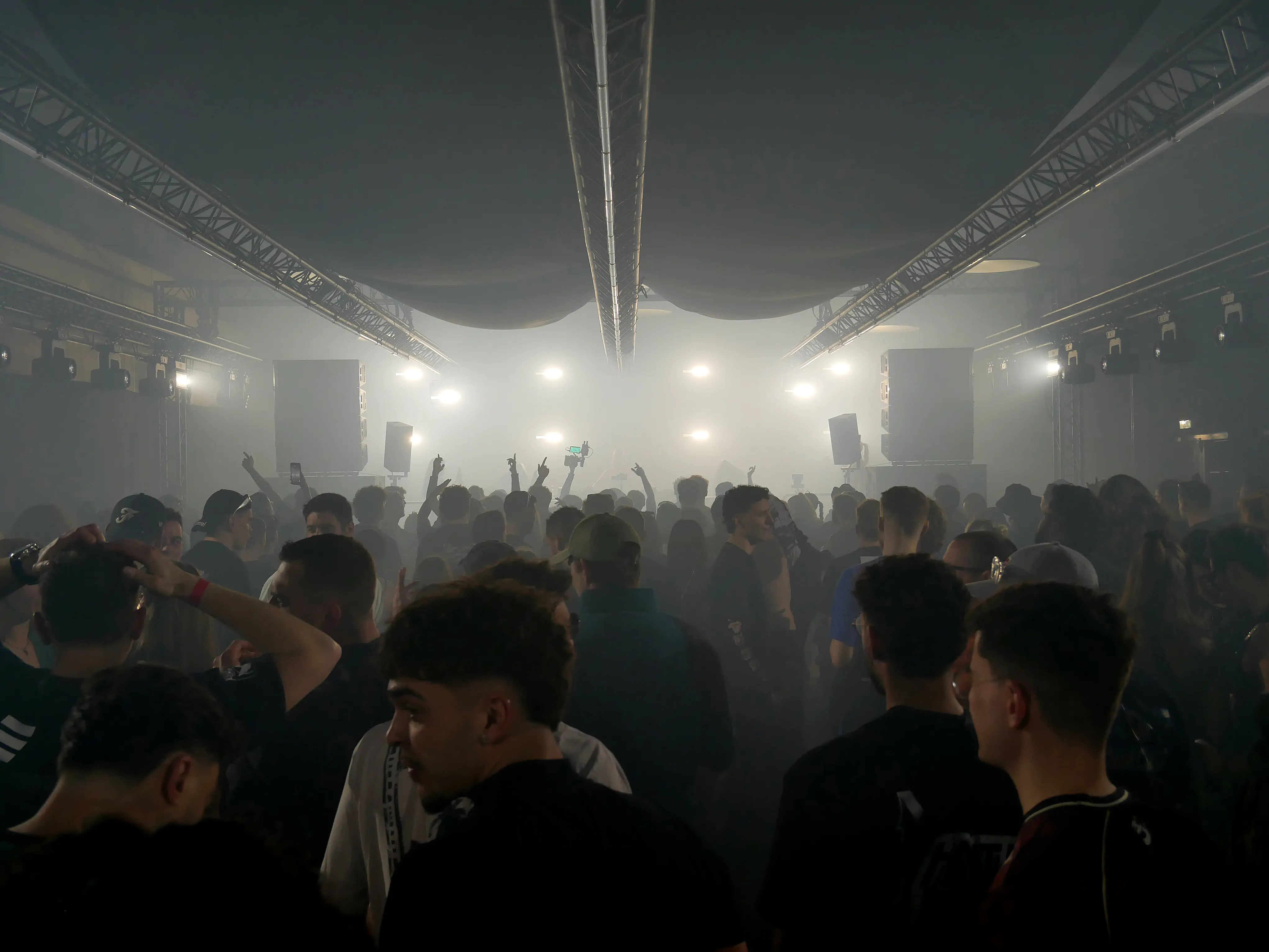 UNE NUIT SOUS HAUTE FRÉQUENCE