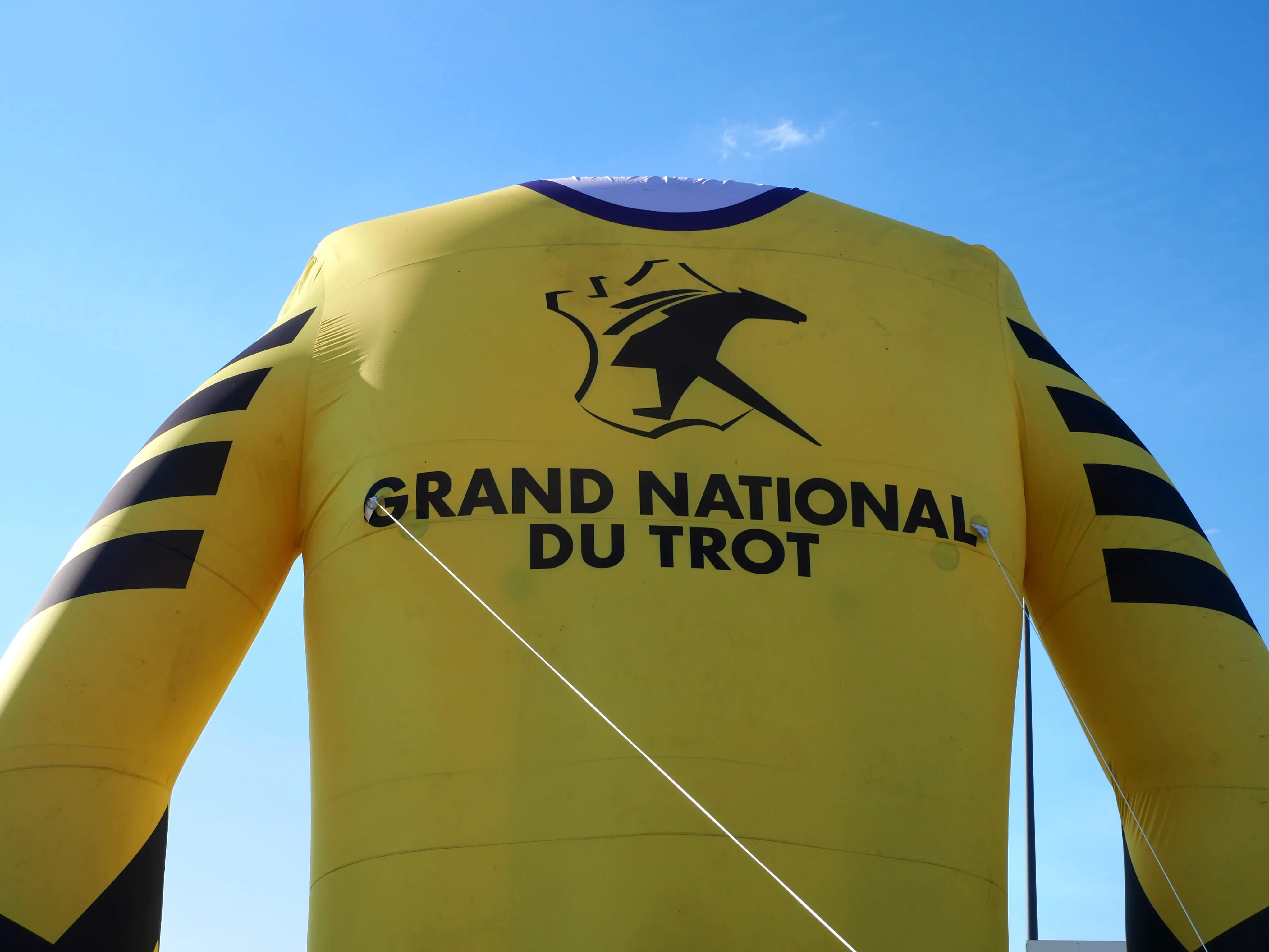 UNE PREMIÈRE ÉTAPE À AMIENS