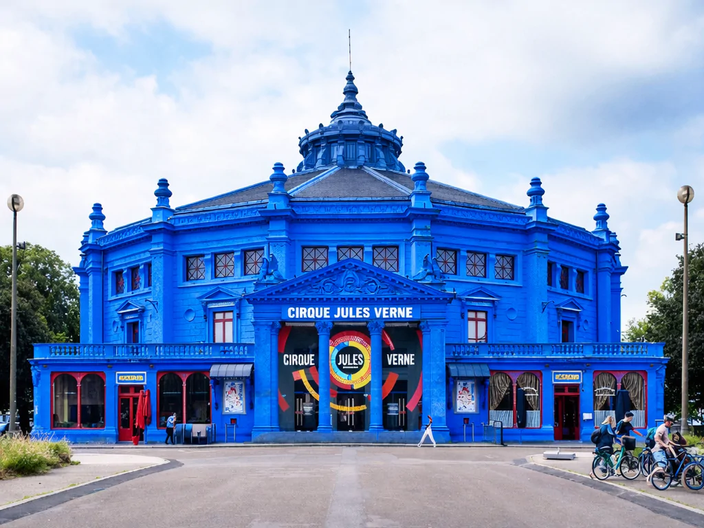 AMIENS PASSE AU BLEU