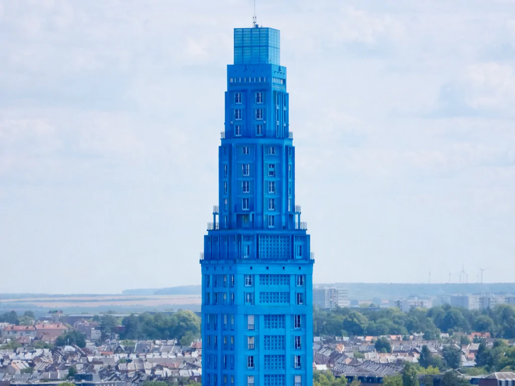 AMIENS PASSE AU BLEU