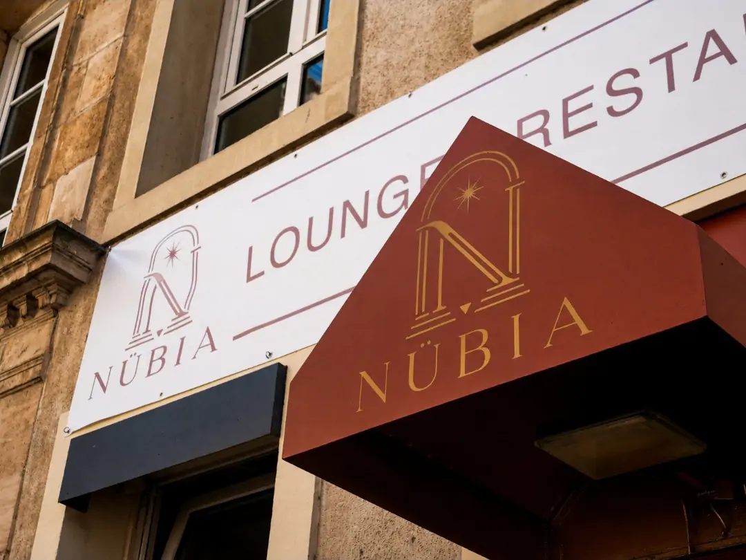 DÉJÀ UN MOIS POUR LE NÜBIA