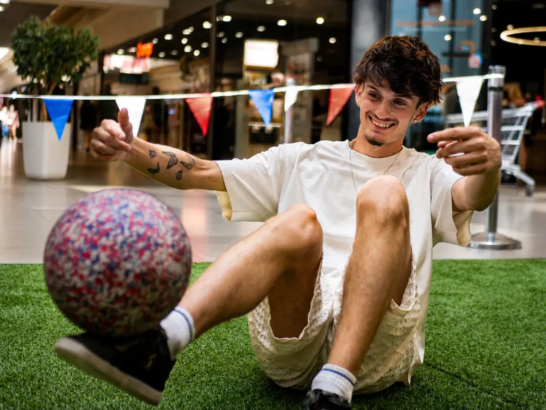 LE FREESTYLER QUI ÉPATE LA GALERIE