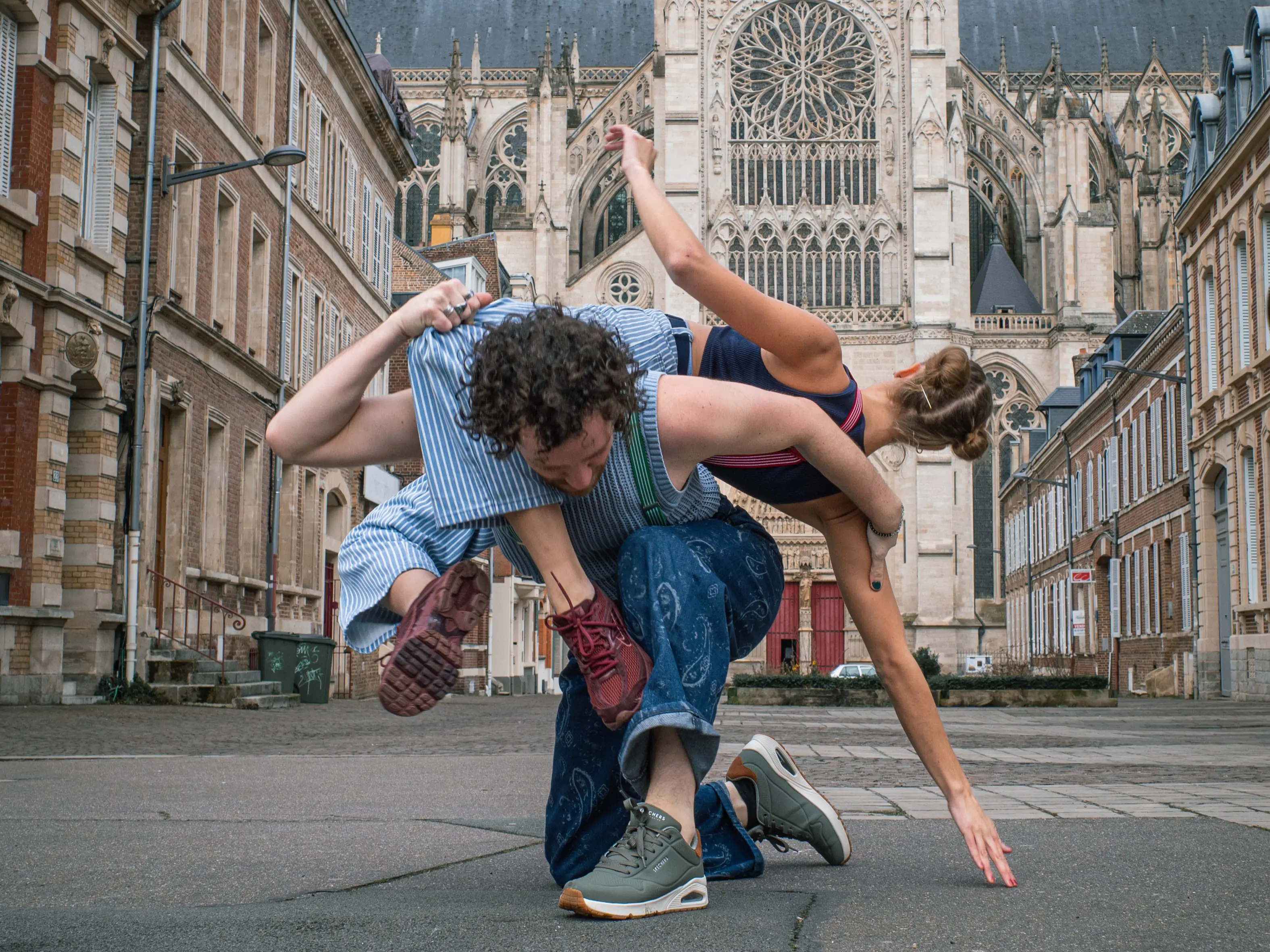 ENTRE DANSE ET IMAGINAIRE