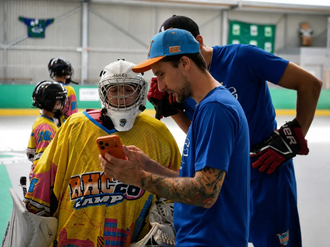 AU CŒUR DU ROLLER HOCKEY CET ÉTÉ