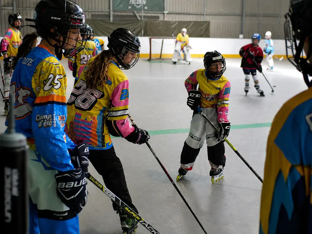 AU CŒUR DU ROLLER HOCKEY CET ÉTÉ
