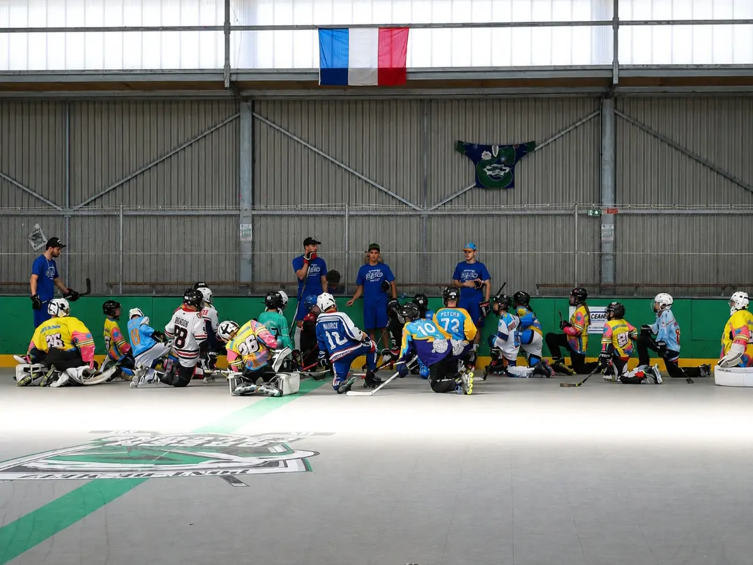 AU CŒUR DU ROLLER HOCKEY CET ÉTÉ