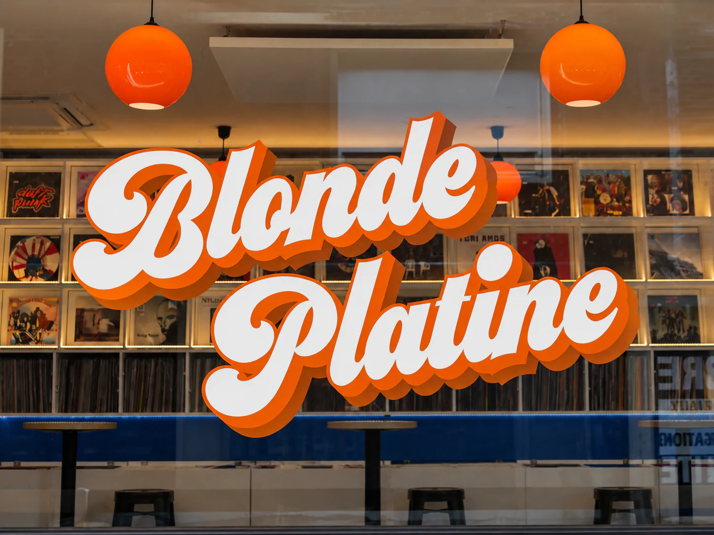 BLONDE PLATINE FÊTE DÉJÀ SES 2 ANS