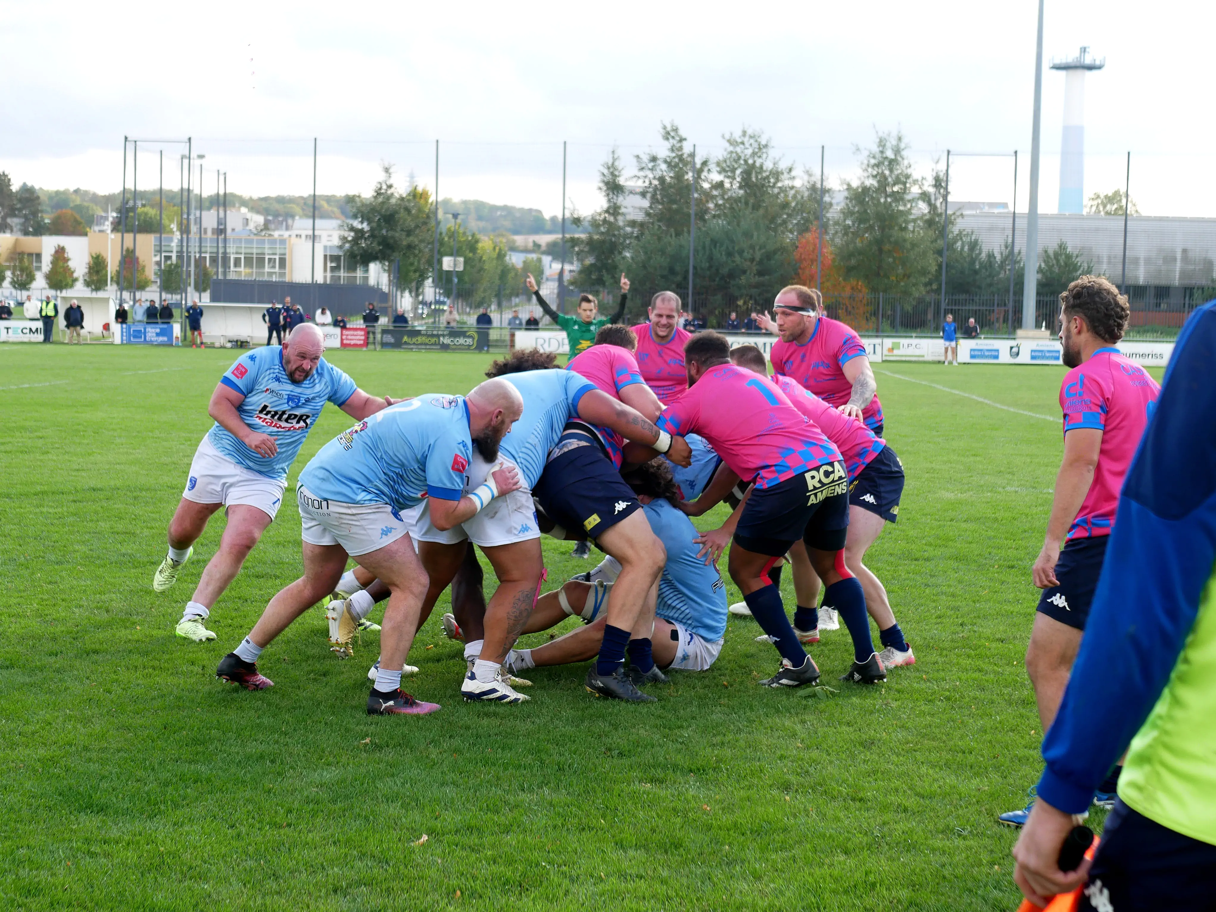 QUAND LE RUGBY SE MET AU ROSE