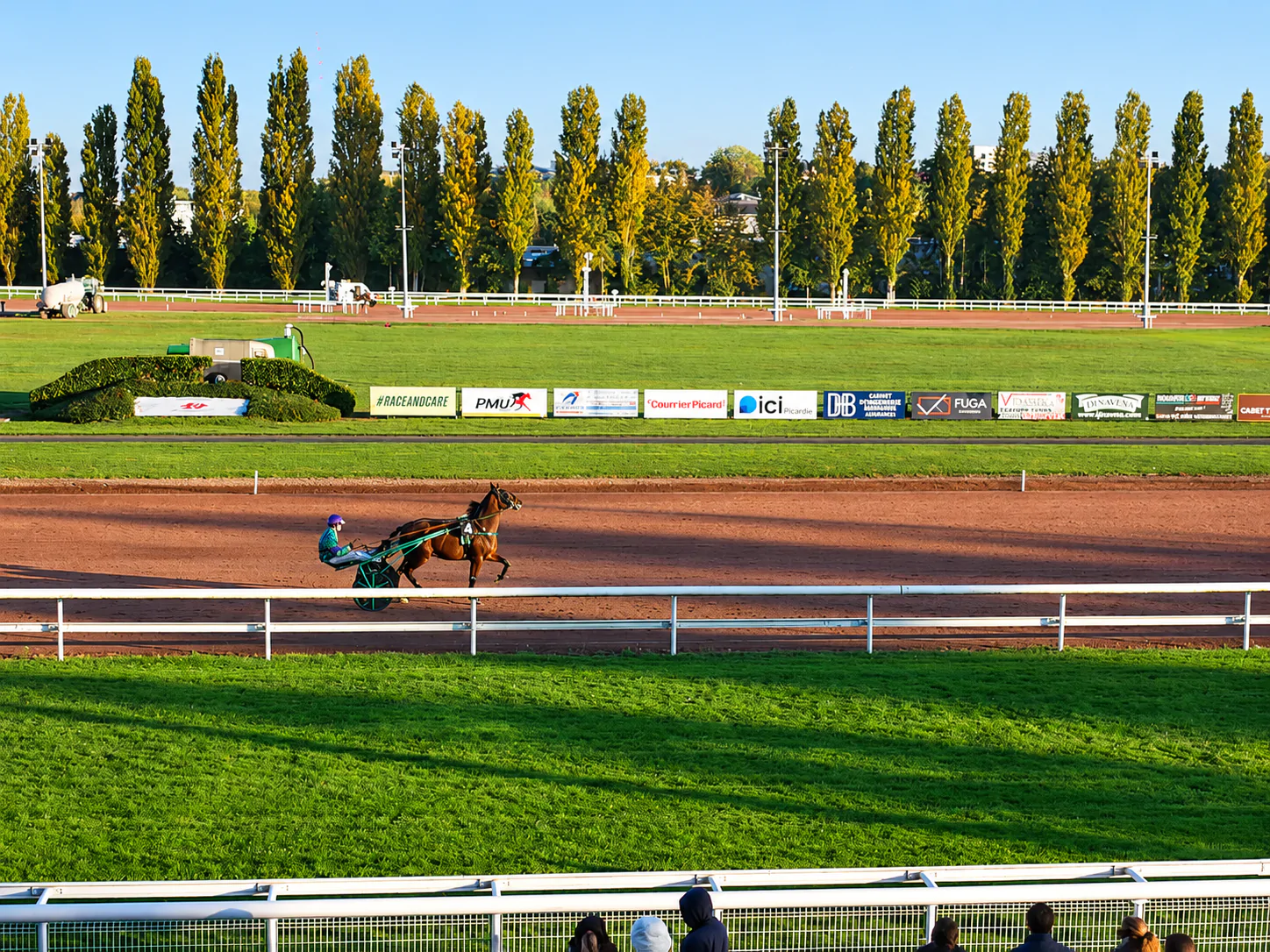 LE PMU FAIT VIBRER L’HIPPODROME