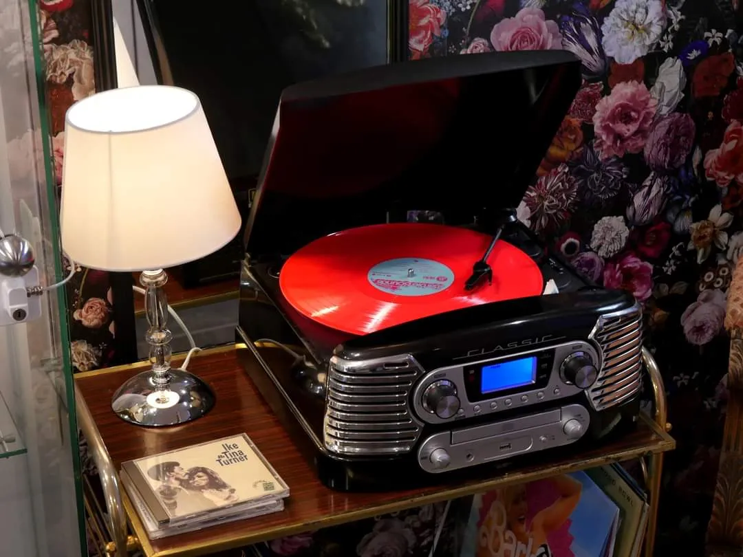 UNE BIJOUTERIE ARTISANALE