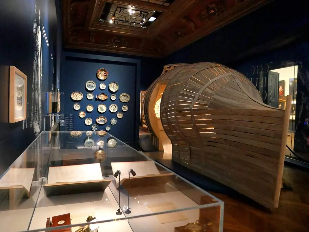 PLONGEZ AVEC JULES VERNE