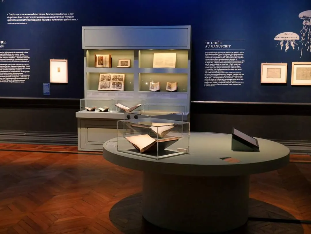 PLONGEZ AVEC JULES VERNE