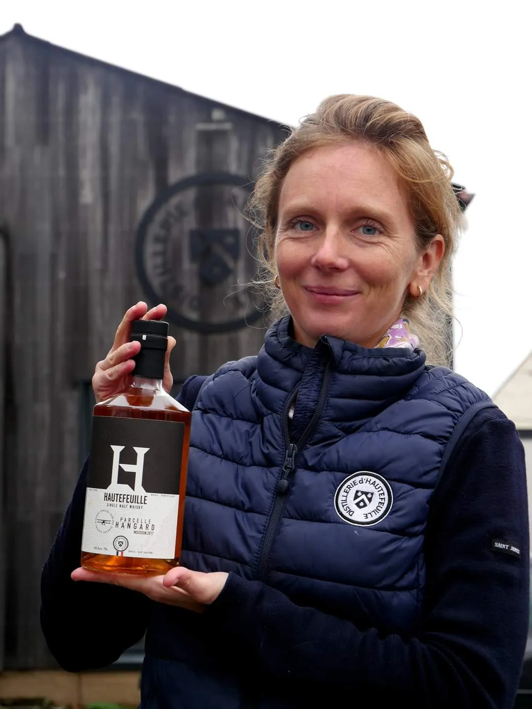 VISITEZ CETTE DISTILLERIE LOCALE