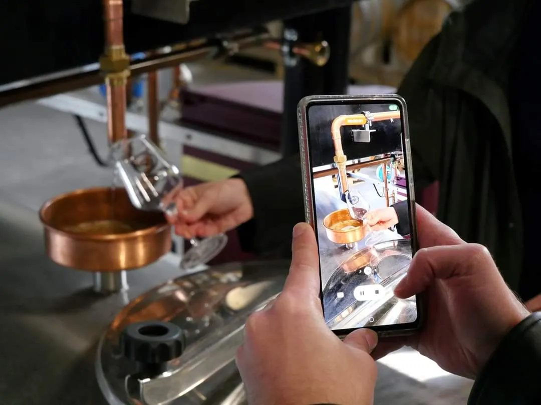 VISITEZ CETTE DISTILLERIE LOCALE
