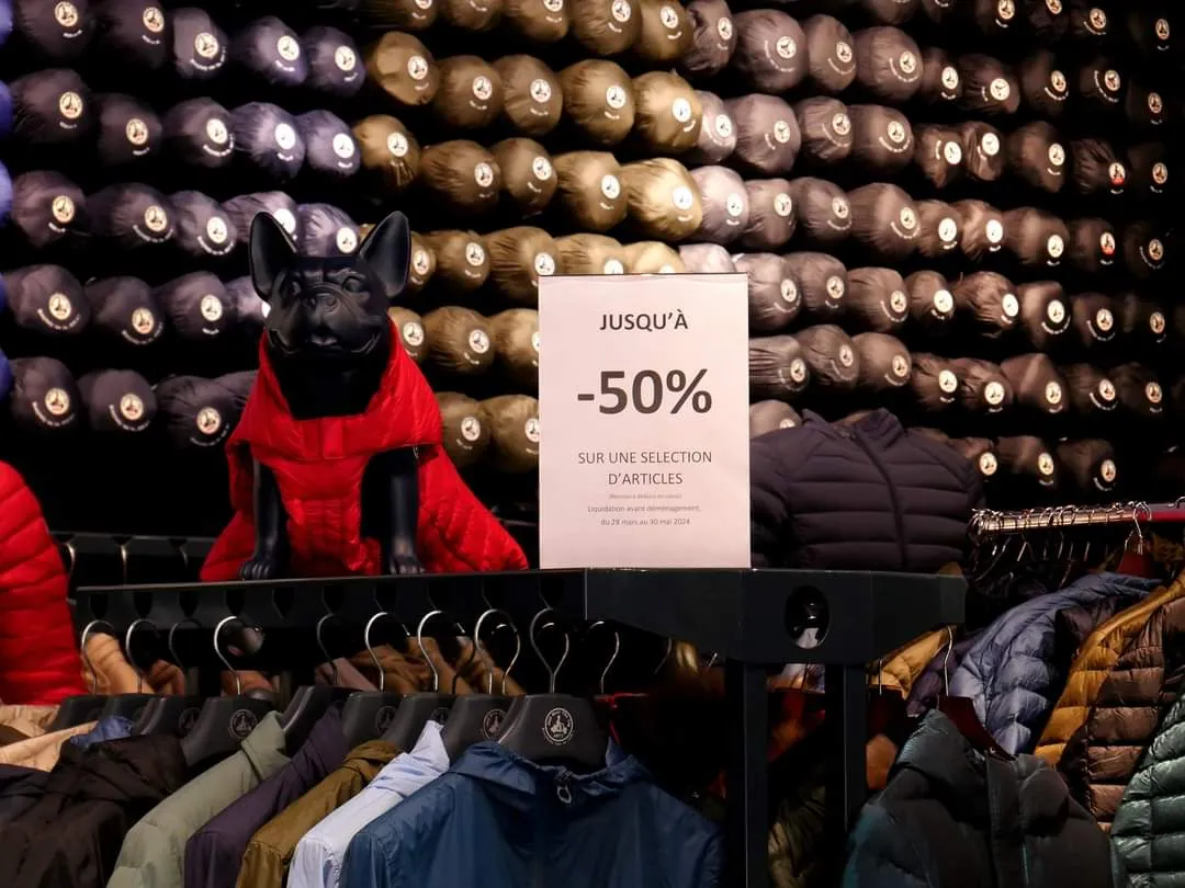 ÇA DÉMÉNAGE CHEZ JOTT