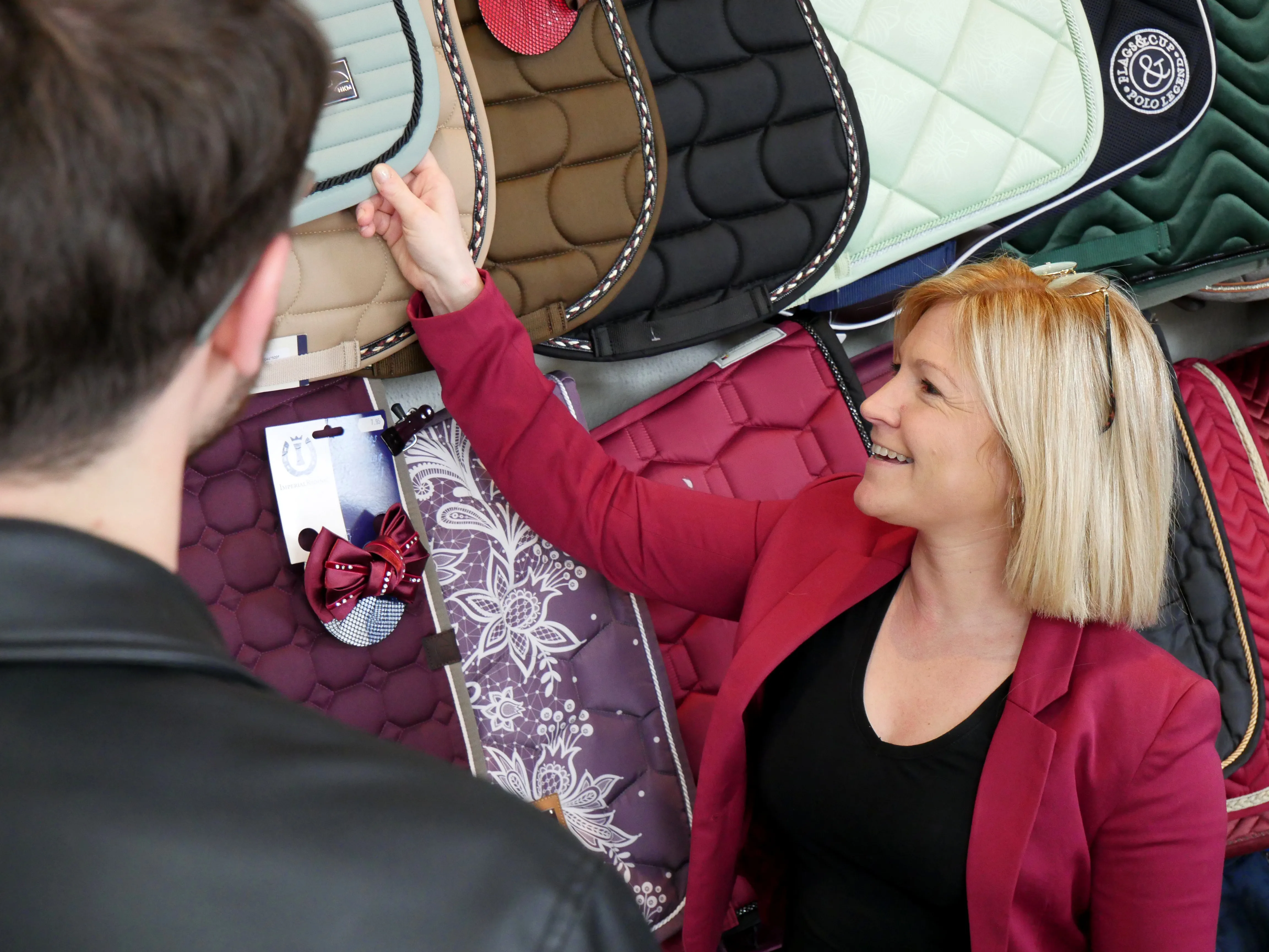 TOUTES & TOUS EN SELLE !