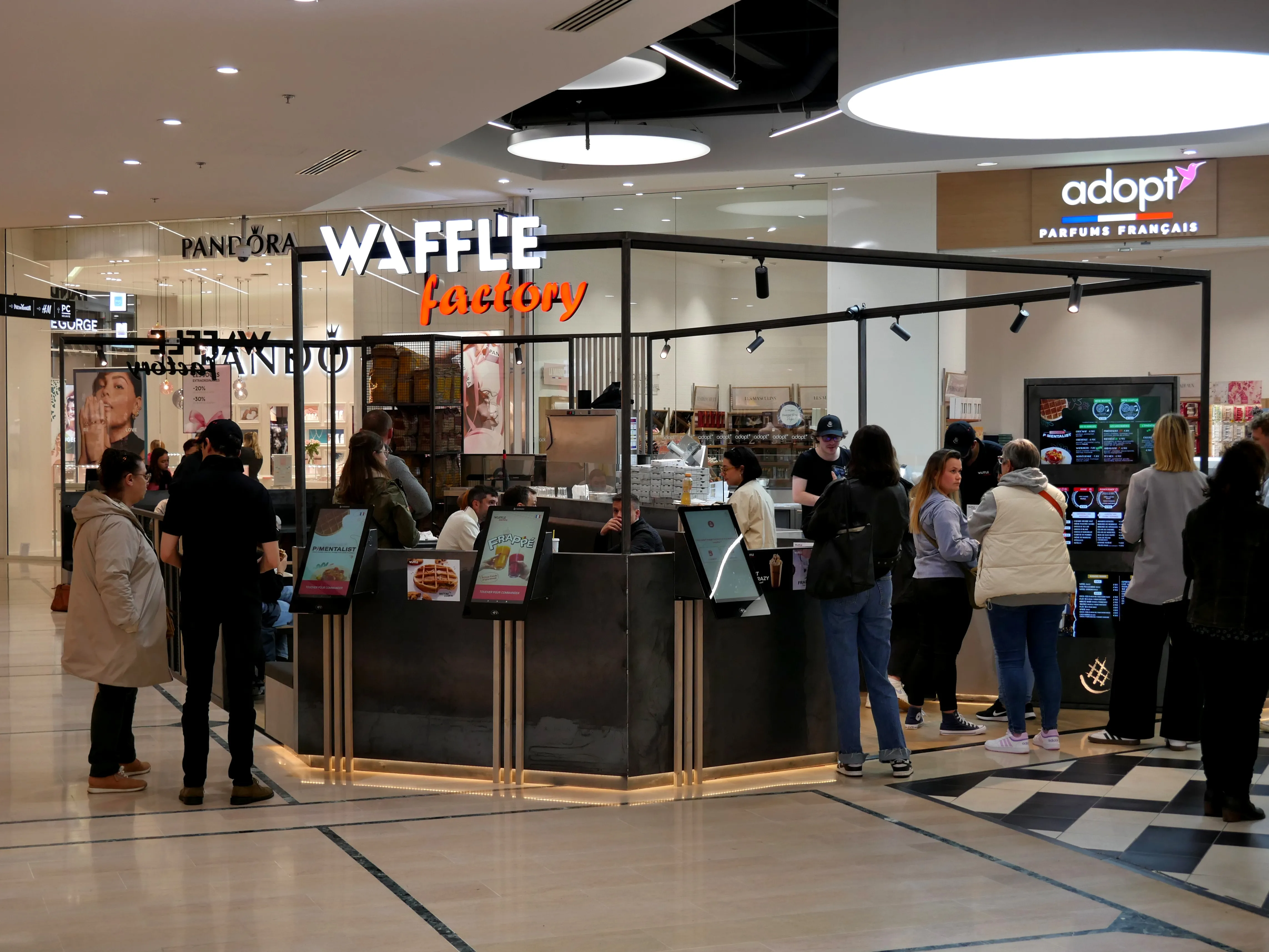 WAFFLE FACTORY DÉBARQUE