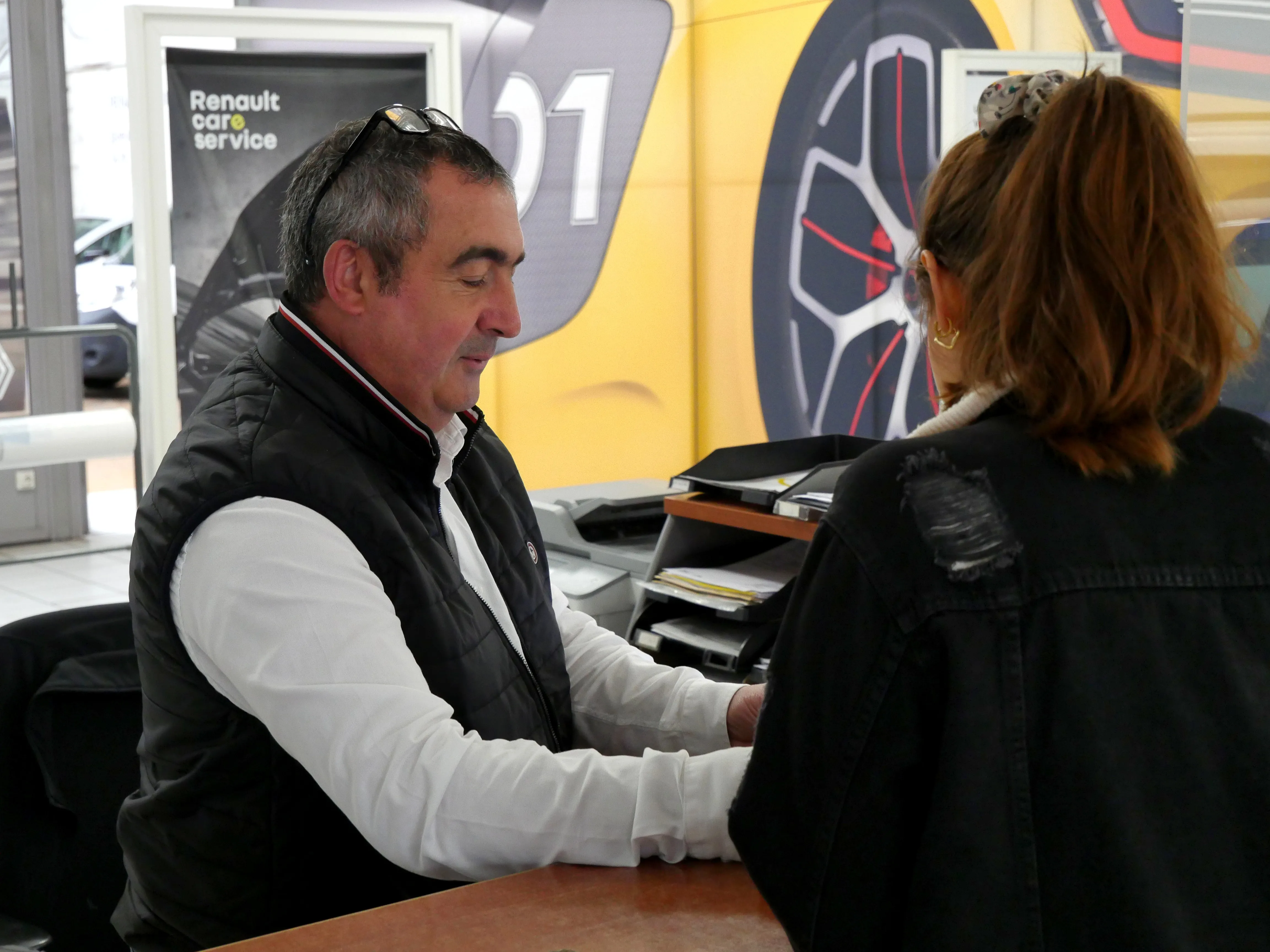 UN GARAGE EN CENTRE-VILLE