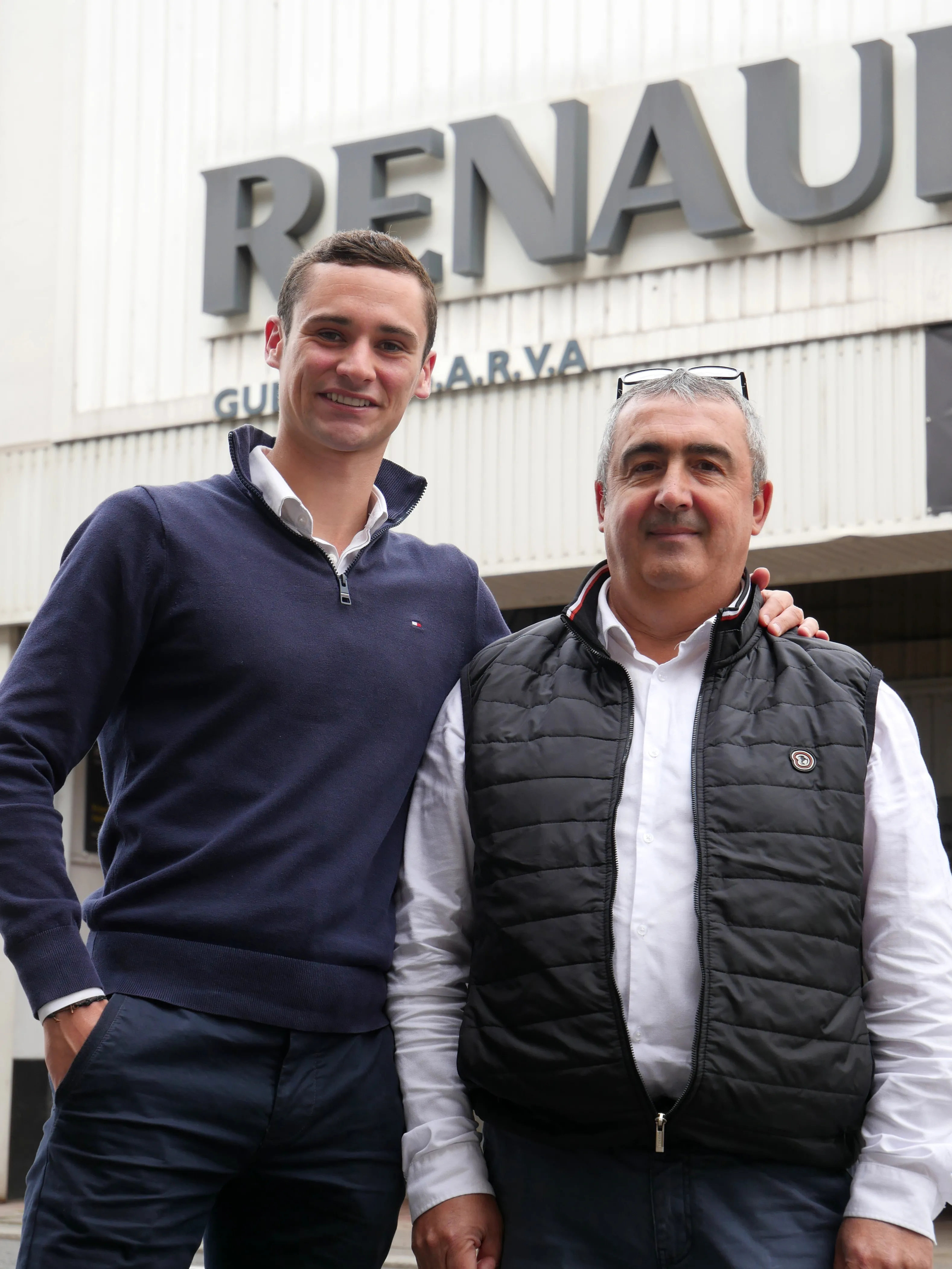 UN GARAGE EN CENTRE-VILLE