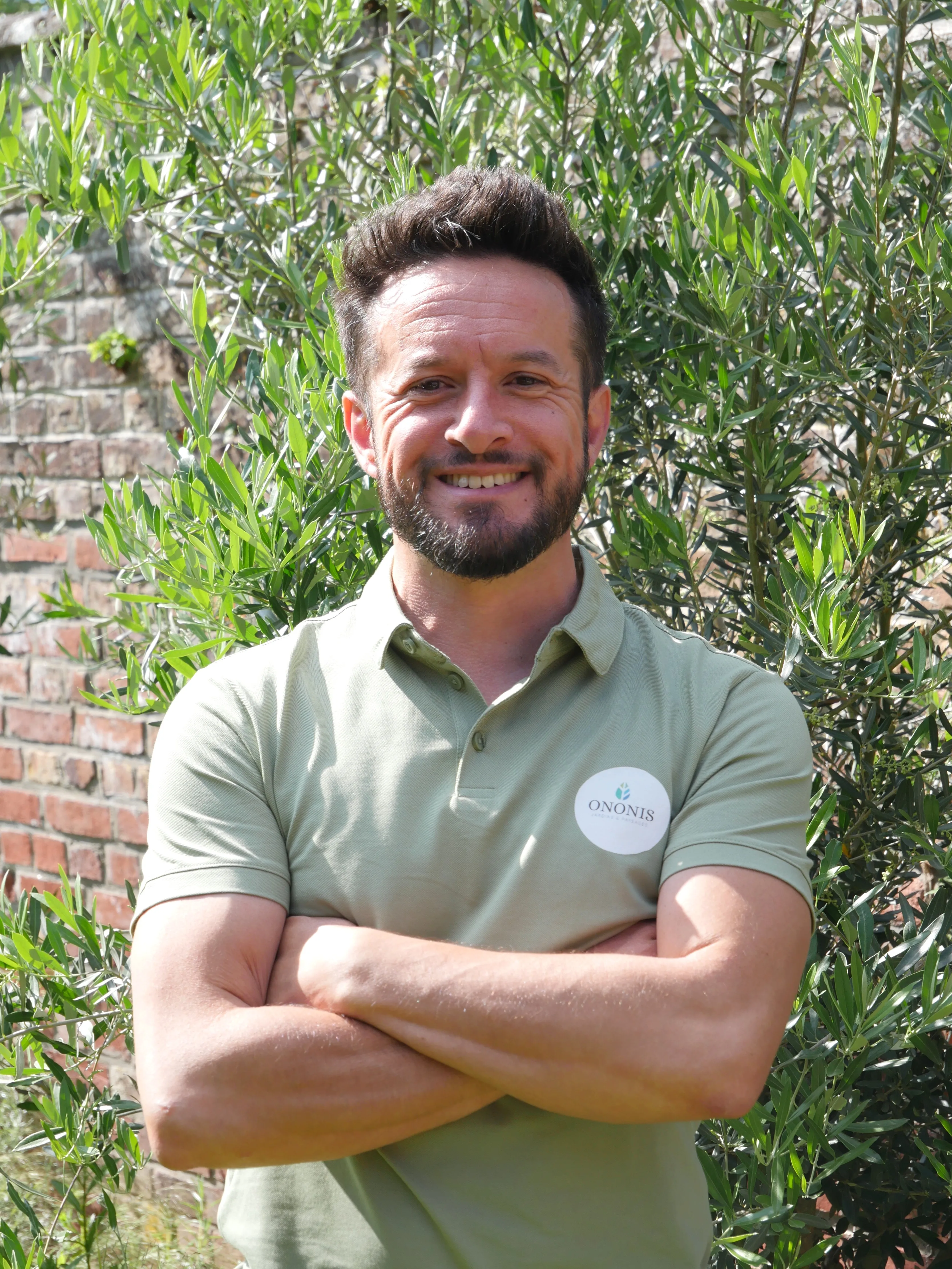 IL CRÉE VOTRE HAVRE DE PAIX